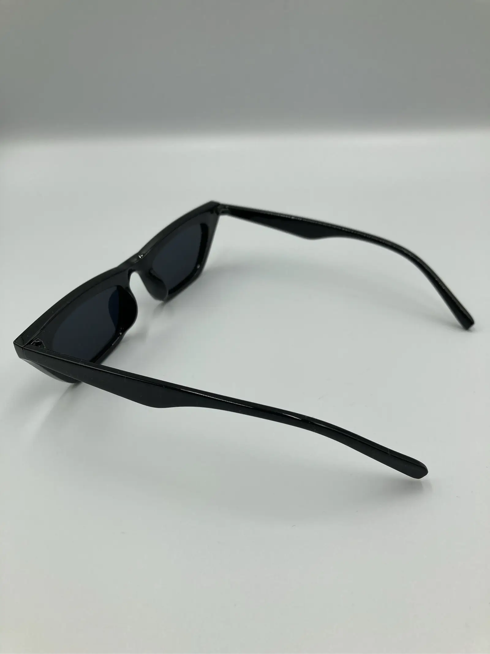 https://r2-worker.digdig.jp/product/25bd0ac2-c287-4e44-93e6-a442513ff38a/699ad2cf-623d-4e6c-b702-c248be9e366d