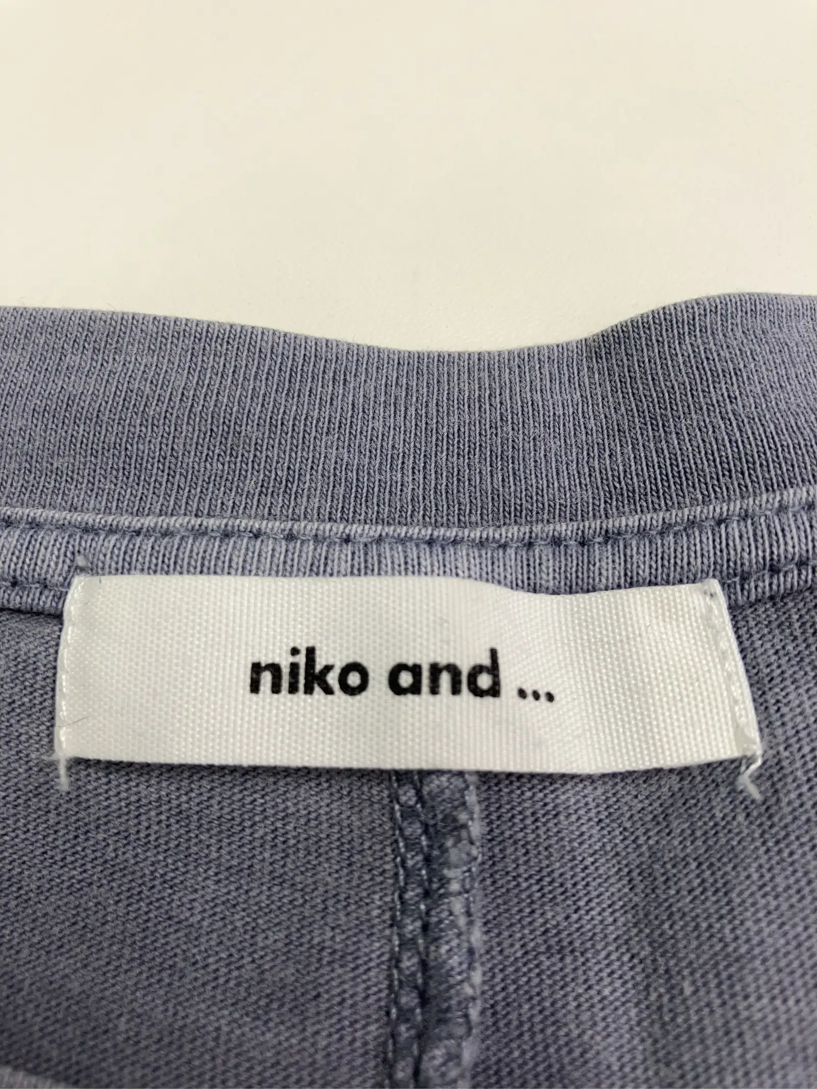 https://r2-worker.digdig.jp/product/267e5f3c-b5bd-48f5-a1a1-a53f9e2b7795/f53d3226-643f-4362-a7b8-9bbf8fd9c0c7