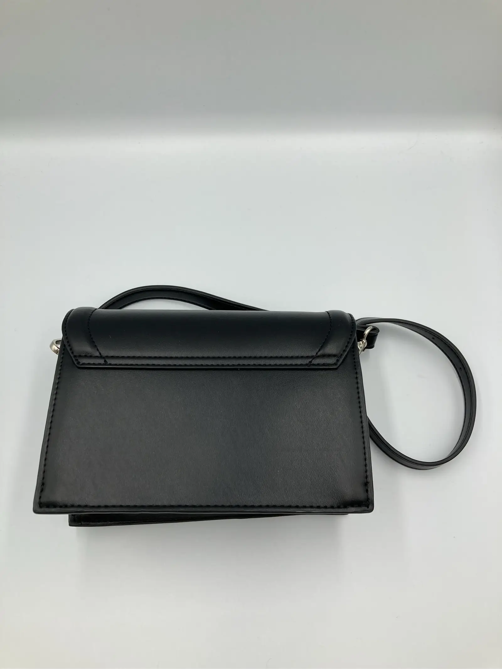 https://r2-worker.digdig.jp/product/26c6f109-b0dc-4be7-949e-fe94abd3096c/1e461e67-b417-4eb5-80fa-a3a6941a922d