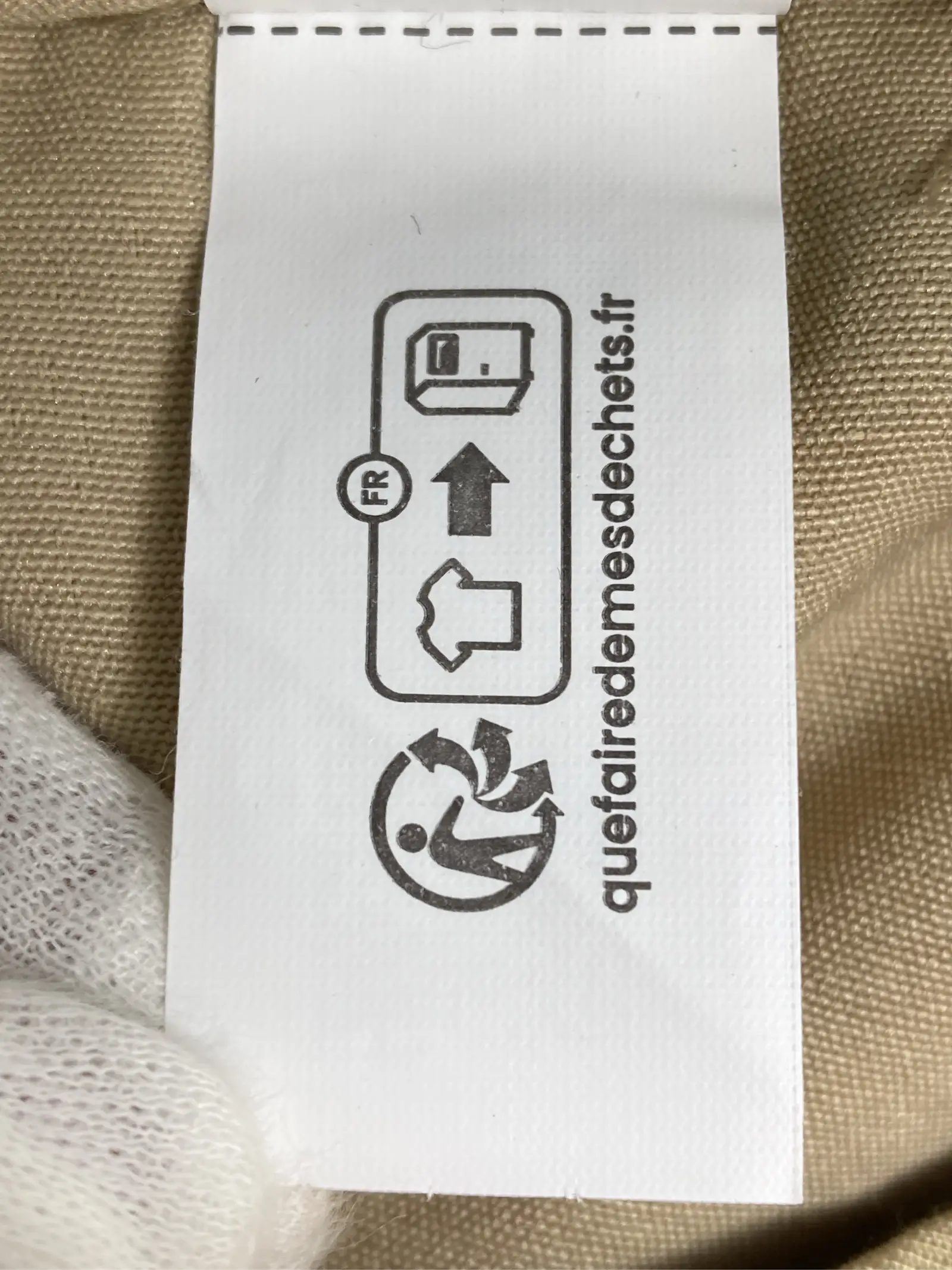 https://r2-worker.digdig.jp/product/27068a7b-b496-4726-b83b-8a66ef81453a/eada27c3-9c2e-44a1-b9bb-ea4dcbdb5564