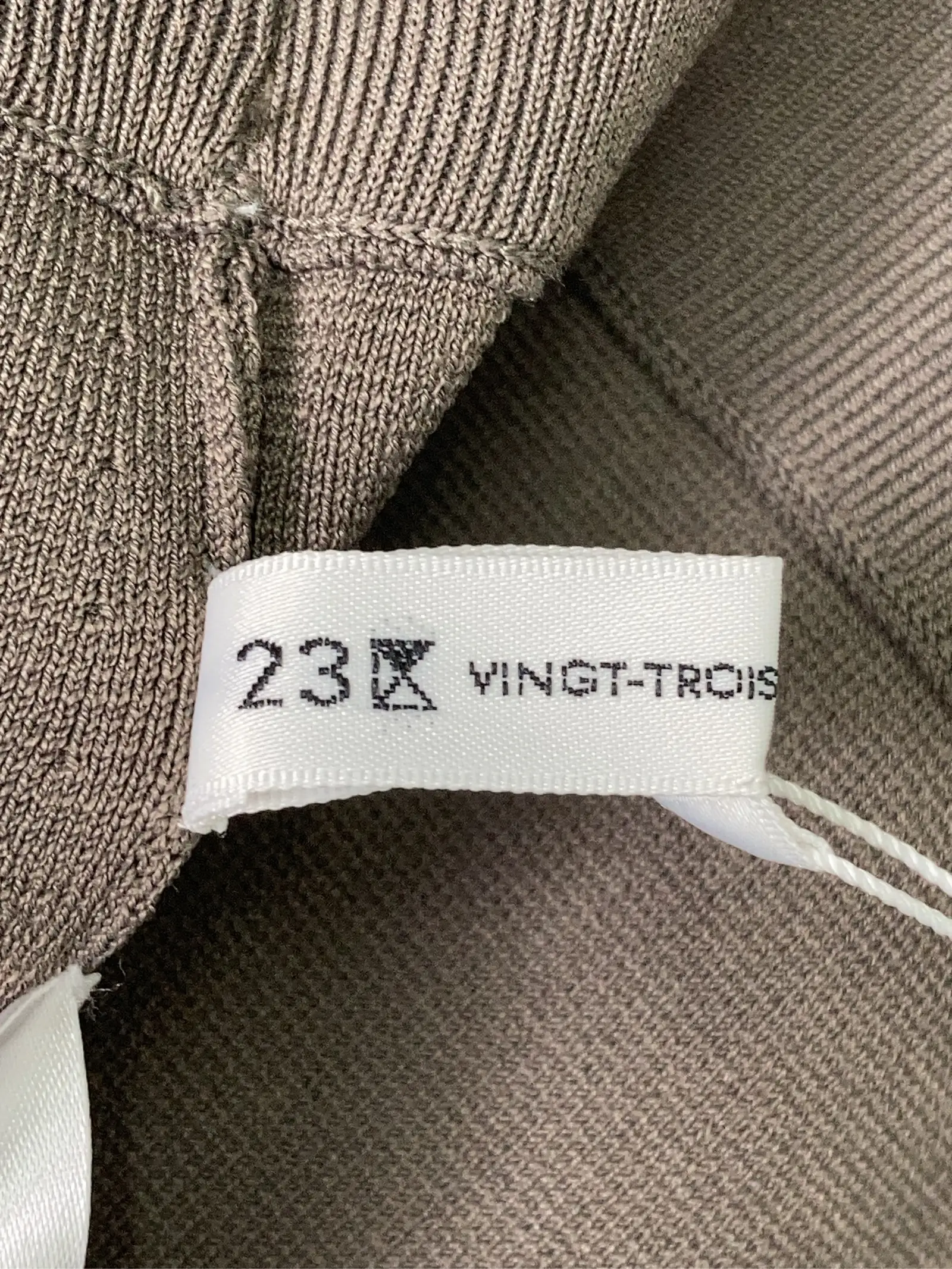 https://r2-worker.digdig.jp/product/277aa4f3-9b6d-4eaa-9cef-348650564b24/7c0be7ef-844f-4dcb-b87f-e4315e234953