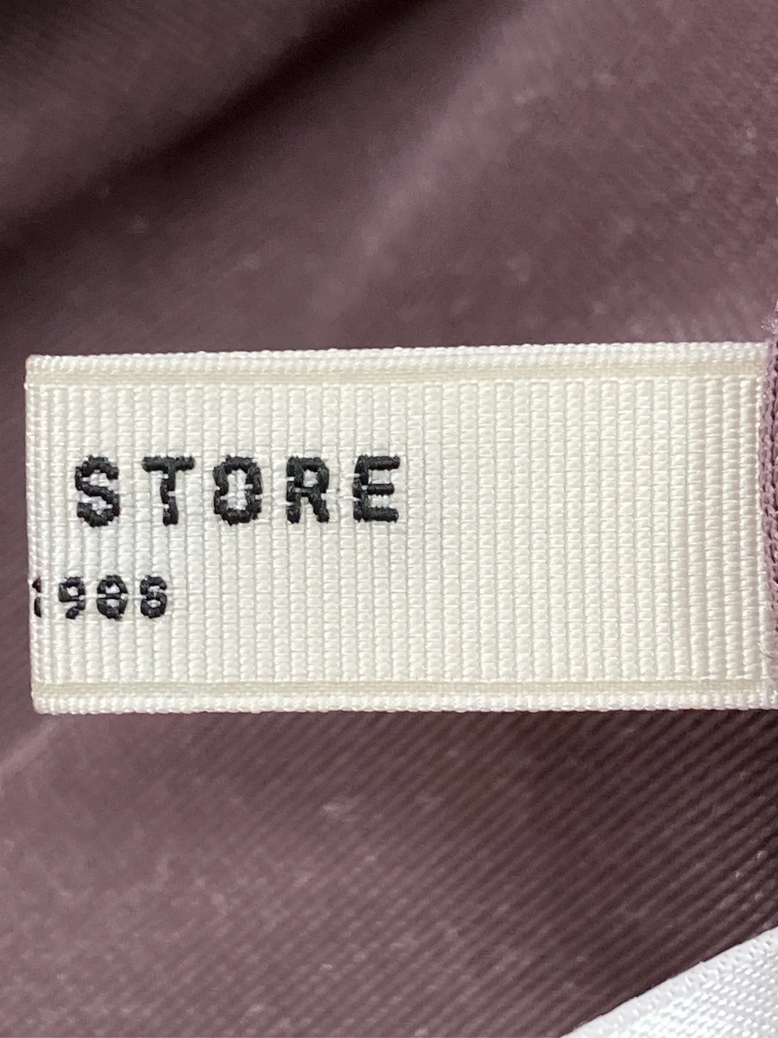 https://r2-worker.digdig.jp/product/27b58b89-3a81-4fb5-8dab-b7119d6d1b78/15f4a5b6-a741-4478-a3ca-0e49f940223e