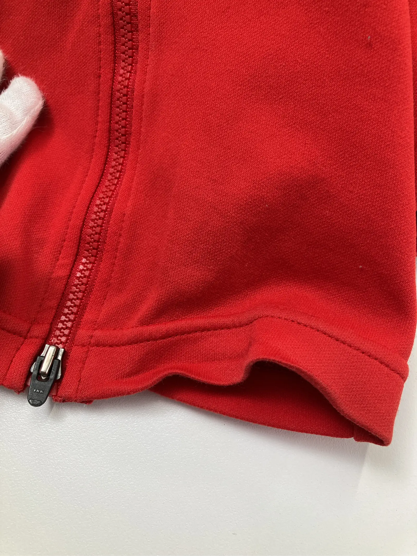 https://r2-worker.digdig.jp/product/27bbe952-8298-41e0-84e9-6f3d21a7d61e/4044df32-d321-417c-9ba4-43893304352b
