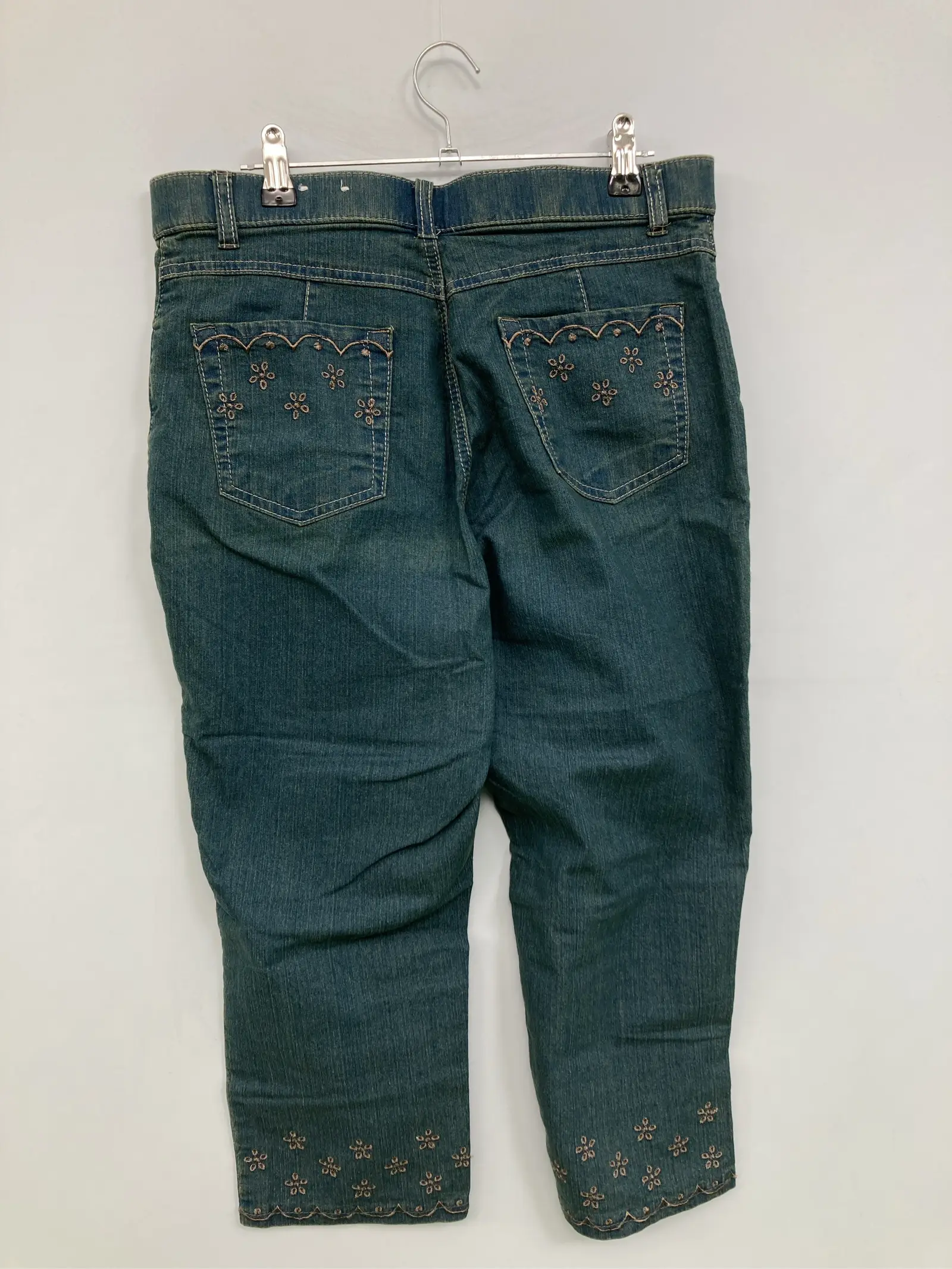 https://r2-worker.digdig.jp/product/27fbea5e-f8b3-4c0c-bf33-ba06555af520/1cdfce36-69ec-4ee0-9320-49b45f212cd6