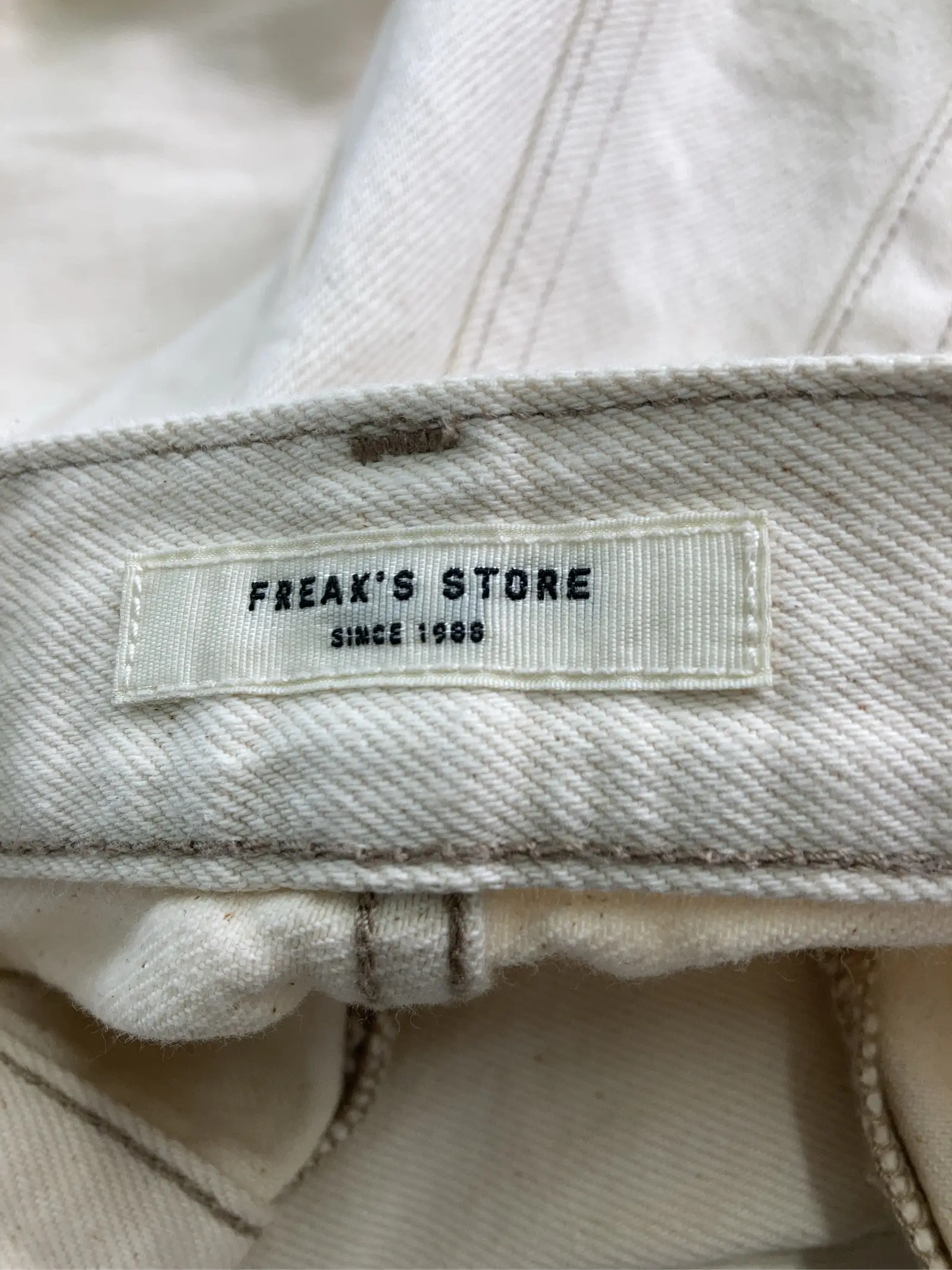 https://r2-worker.digdig.jp/product/28505489-b966-4c38-a7f5-fa70a77e9dae/2189dc30-49d6-4e44-a327-aad4fd4e11a6