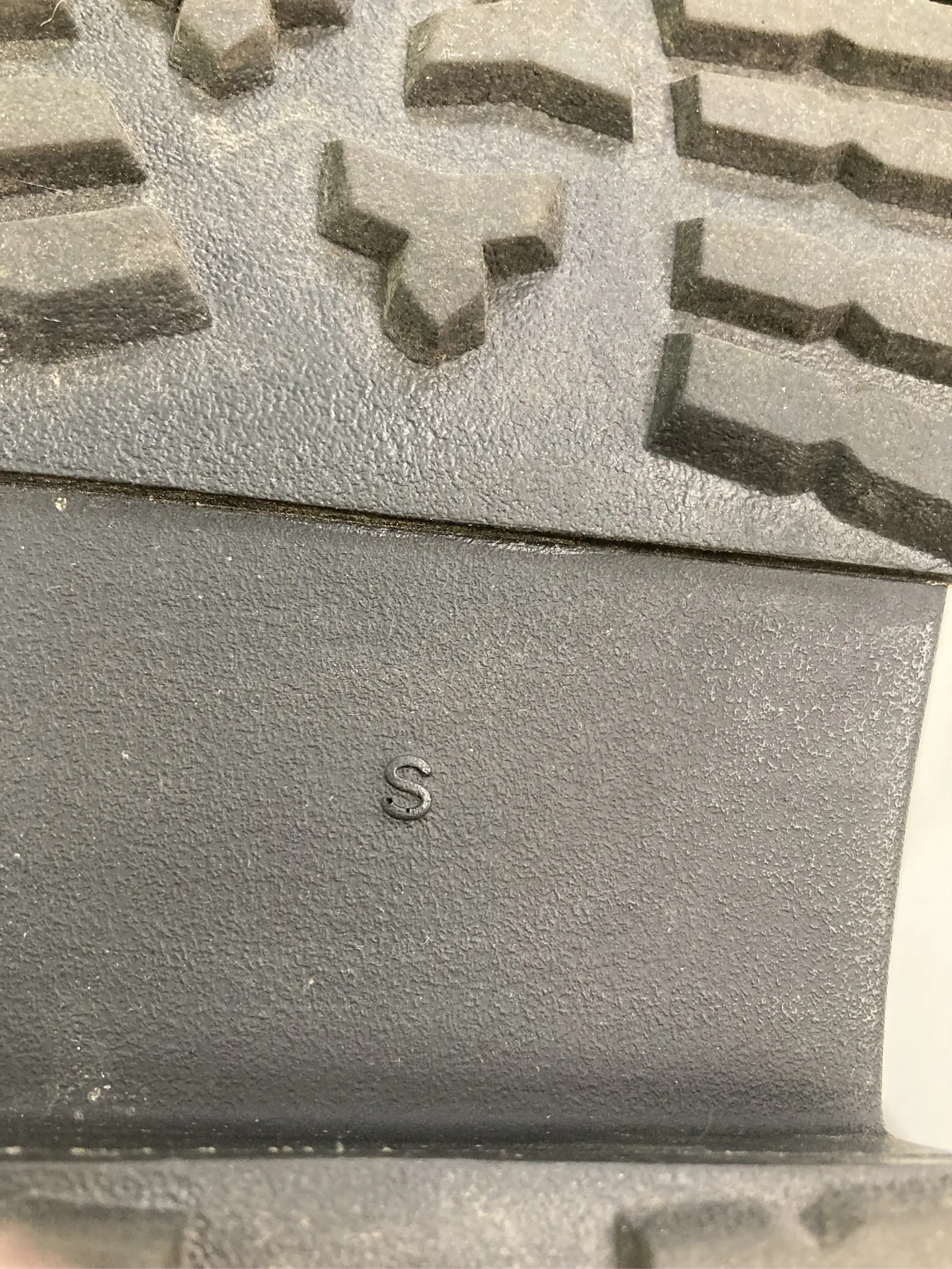 https://r2-worker.digdig.jp/product/28d18f4e-092e-4fff-a694-40d711e6d39f/2ded0ead-a31d-4ffb-af85-e6b062410266