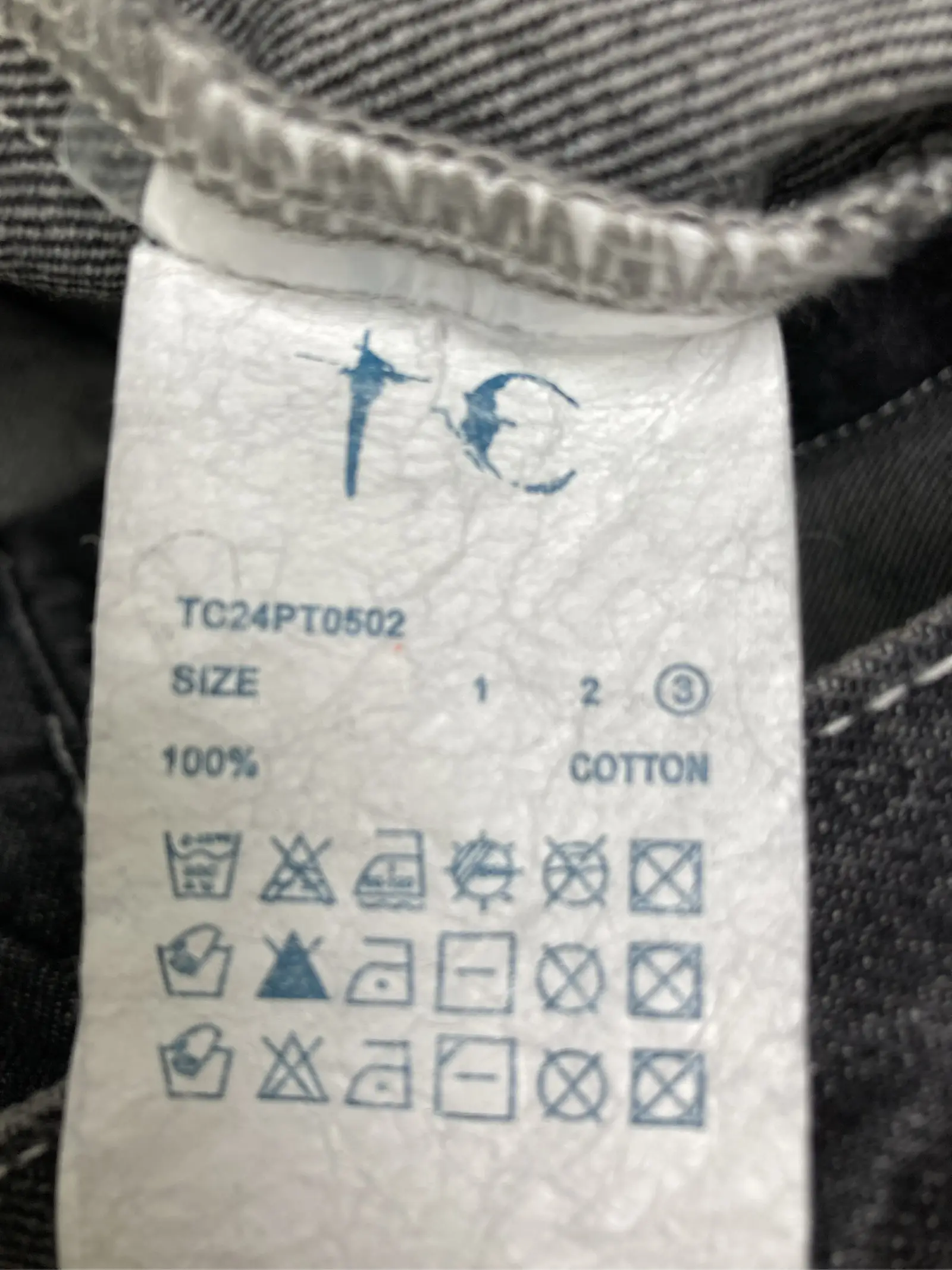 https://r2-worker.digdig.jp/product/293012ac-6ec5-4ee5-8af4-a4fdfa0d7901/85610ccc-59f6-499b-a413-6c1657848327