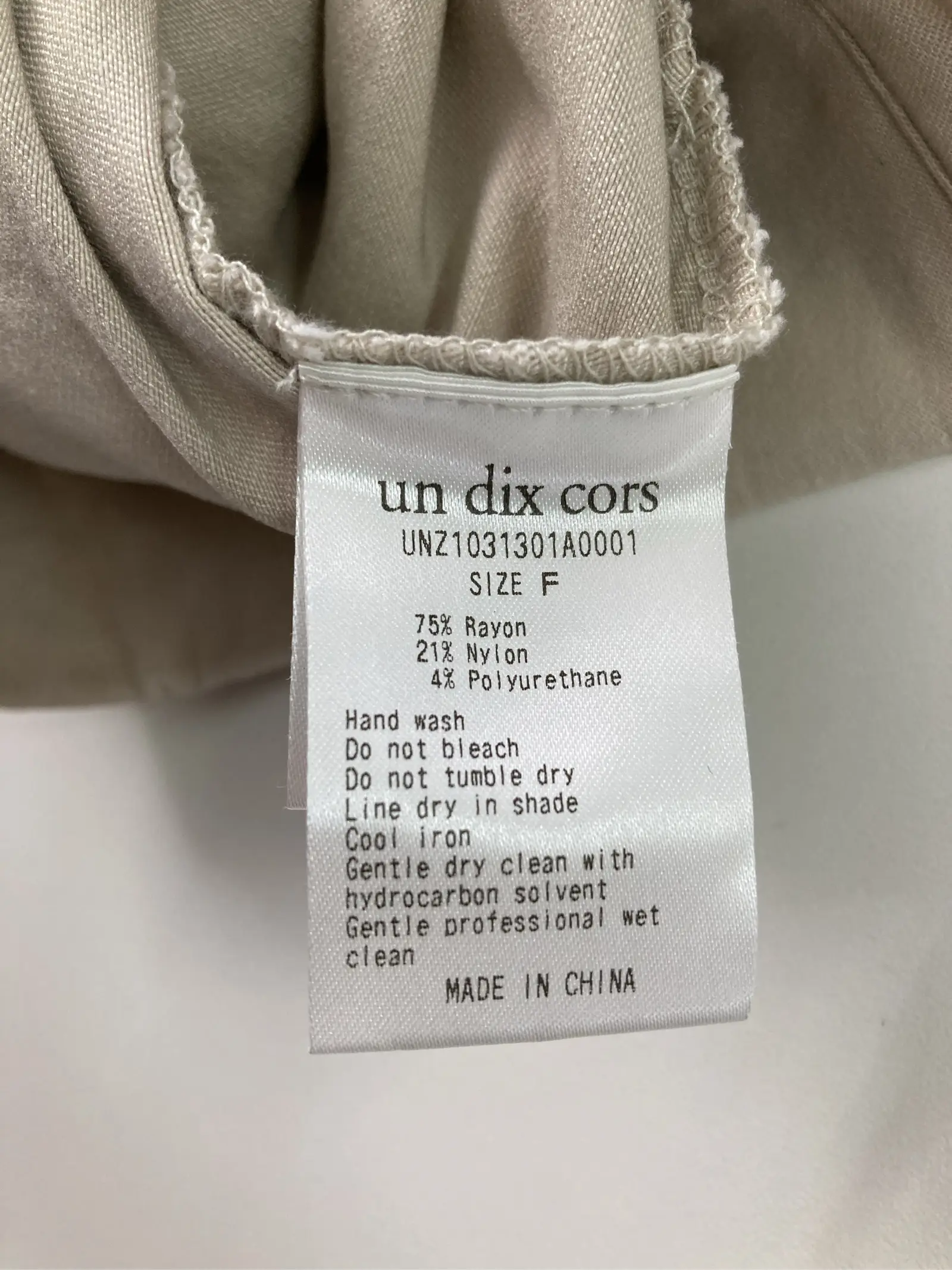 https://r2-worker.digdig.jp/product/2a39f973-844e-4a28-b7ae-4be44daaad91/04505bf3-bbcc-4b02-8df2-0ade01d6a415
