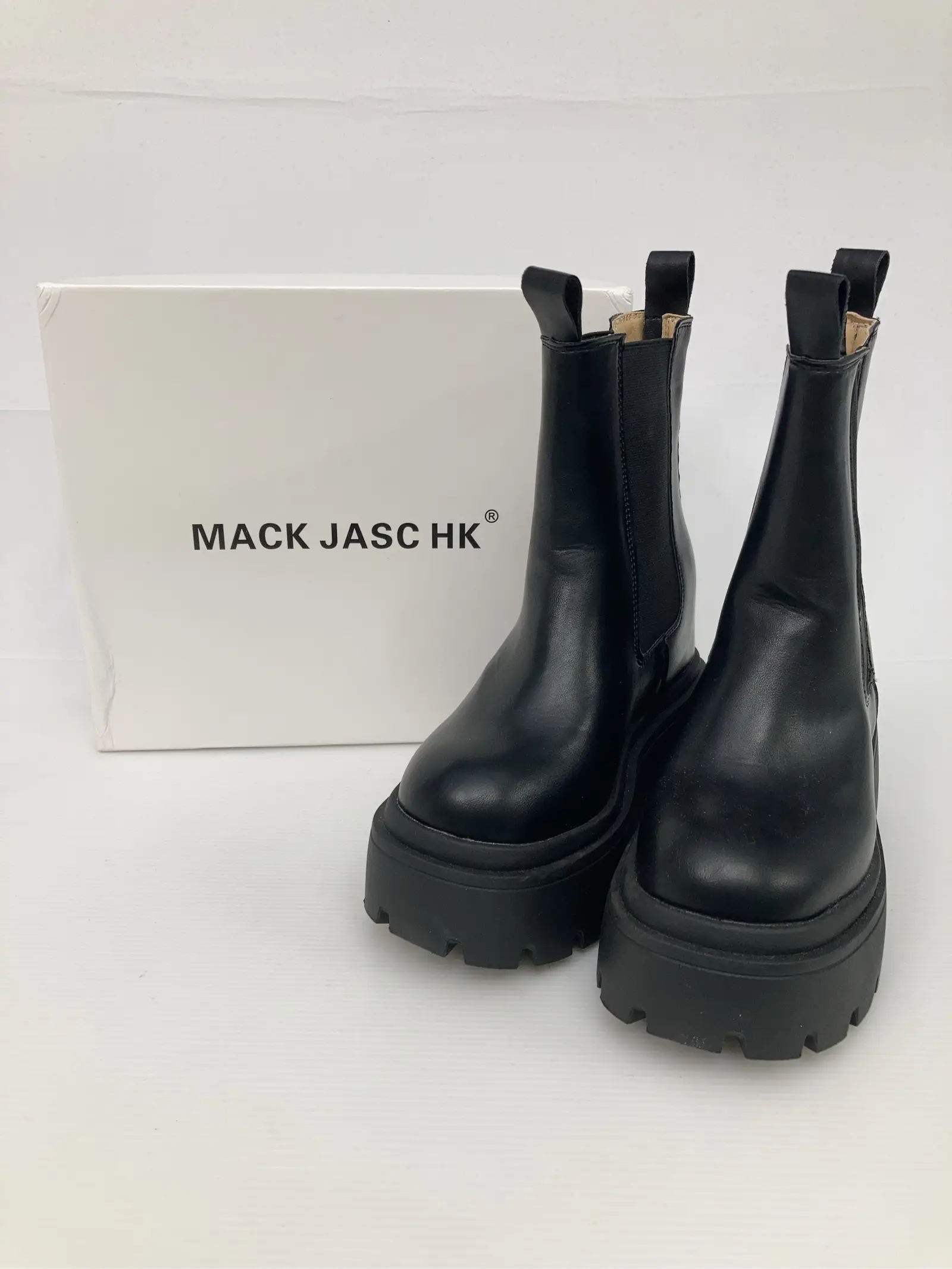 https://r2-worker.digdig.jp/product/2af289f1-2dd4-43e1-ab76-17550af329ac/95a592a1-c628-4a08-a450-c14e07fc11c3