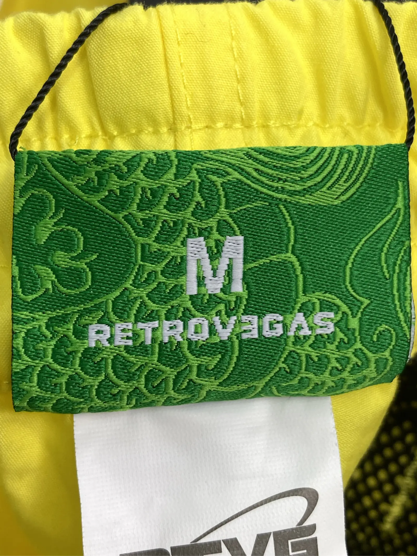 https://r2-worker.digdig.jp/product/2af70b4d-9eaa-41b9-a546-f76a15fb5a0a/a8e63a37-f0f2-483d-9997-44ad1d582741