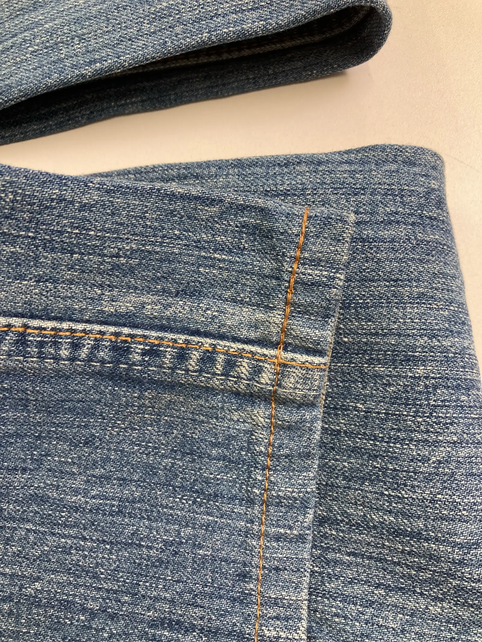 https://r2-worker.digdig.jp/product/2b3659d6-1a13-41eb-b757-0bcf60e63a5f/df54bddd-b2ea-4f95-b3f9-6f8605b25a31