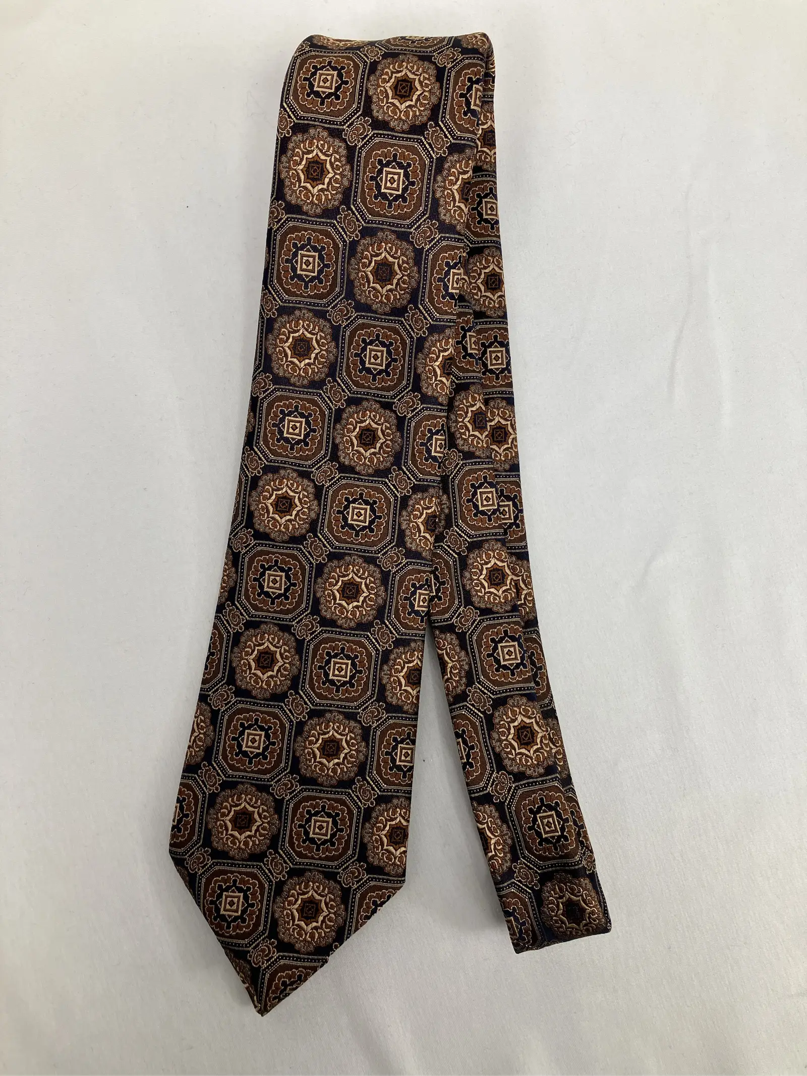 https://r2-worker.digdig.jp/product/2bd85547-3316-4cd5-8d8c-478a13576a70/a8cea23b-73dd-4f33-8919-704426392eaa