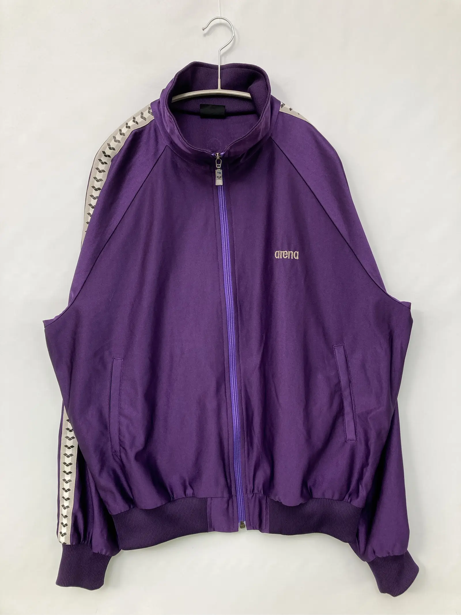 https://r2-worker.digdig.jp/product/2c2d4a6f-bb29-49be-8176-d9d9150383b7/310b505e-6633-4e62-9ff4-41b82791953e