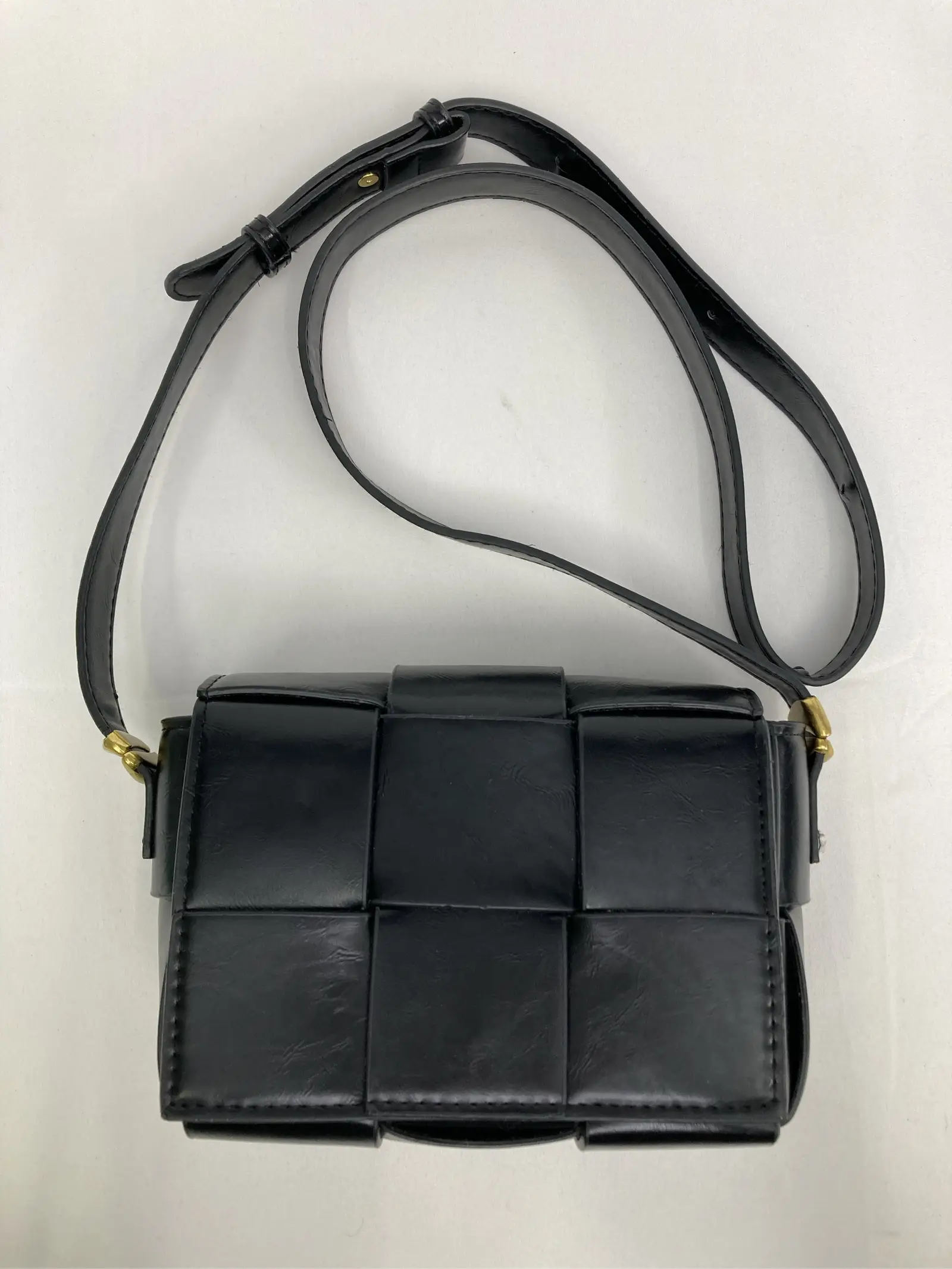 https://r2-worker.digdig.jp/product/2d220f1b-540b-4ef2-90c5-270a48468050/1009bc2d-6a40-43f0-91fa-4be38c332082