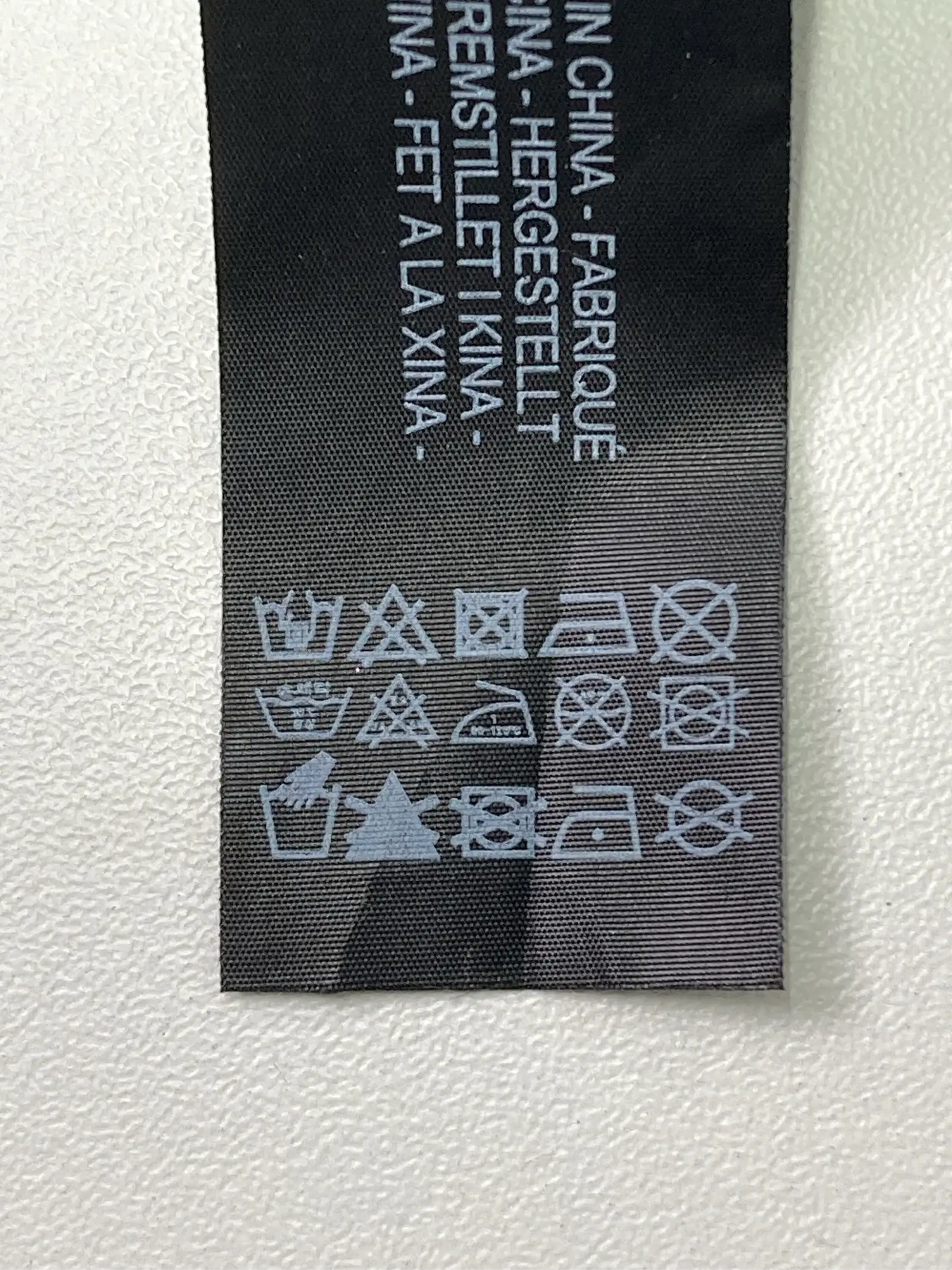 https://r2-worker.digdig.jp/product/2eb3bac2-5f50-473e-a73b-cfc4d2da148f/fd90e4b1-9064-47ec-8ecd-61bc911371ee