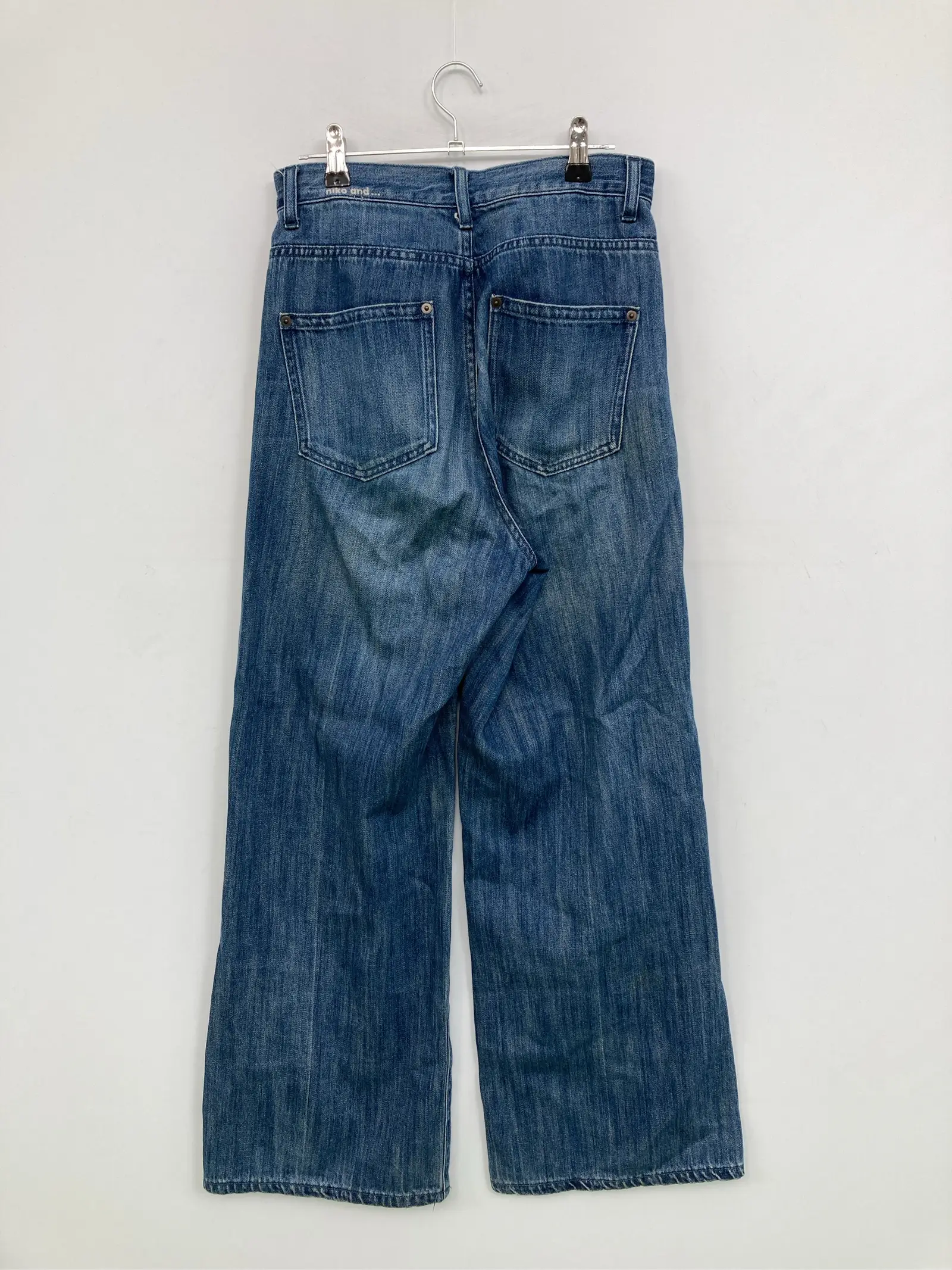 https://r2-worker.digdig.jp/product/2f3d1d26-fc03-42f5-a070-3180858de61b/9a0eaab8-0633-438b-991b-80da53da2674