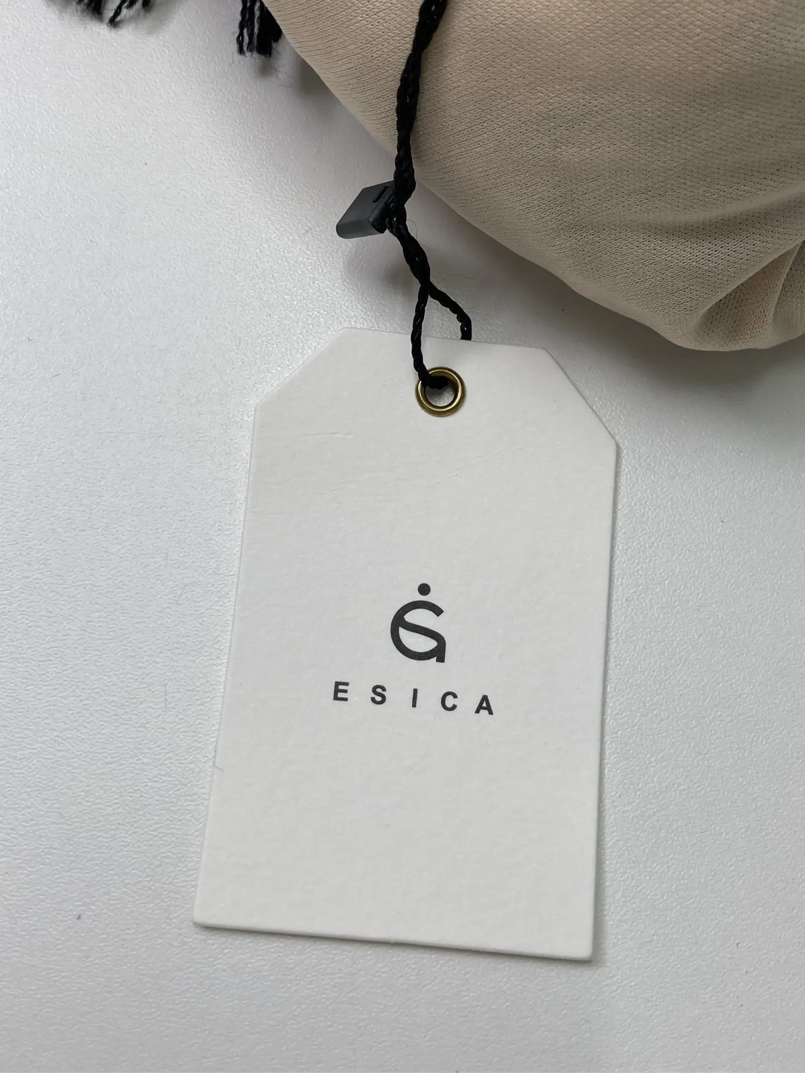 https://r2-worker.digdig.jp/product/30b3d8bb-fc88-4684-80cf-a12b4962bda4/1a140f97-19e8-4561-bd22-5b47fcdc6fc7