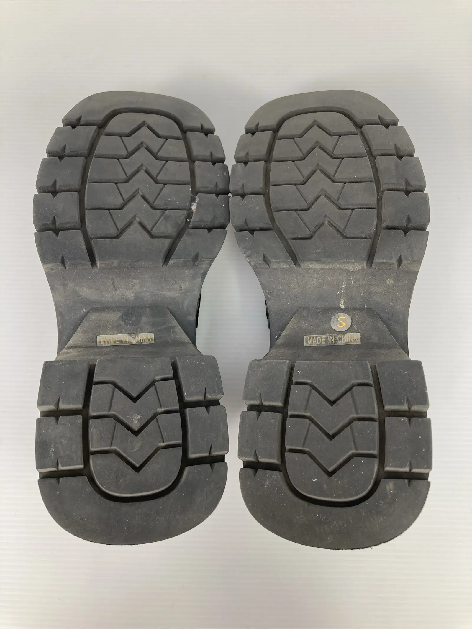 https://r2-worker.digdig.jp/product/3101737f-d94c-431d-a295-554bafaa72c0/9f6eb1d5-571d-4a26-a18a-744463ba50d5