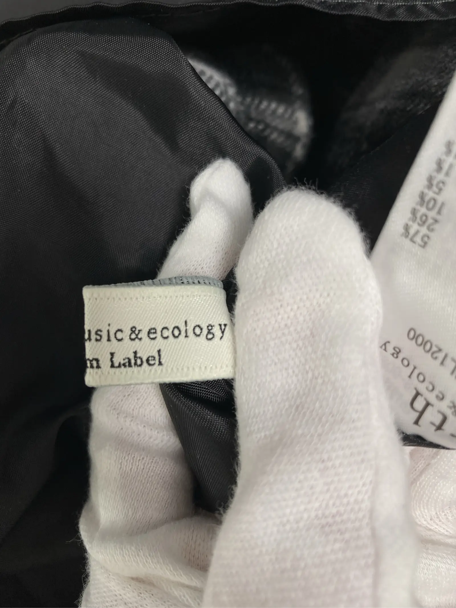 https://r2-worker.digdig.jp/product/31b5a9fa-f85d-45f7-b2ed-30c65c93fdf3/2ed48845-0286-4e4f-93fc-5d948de96834