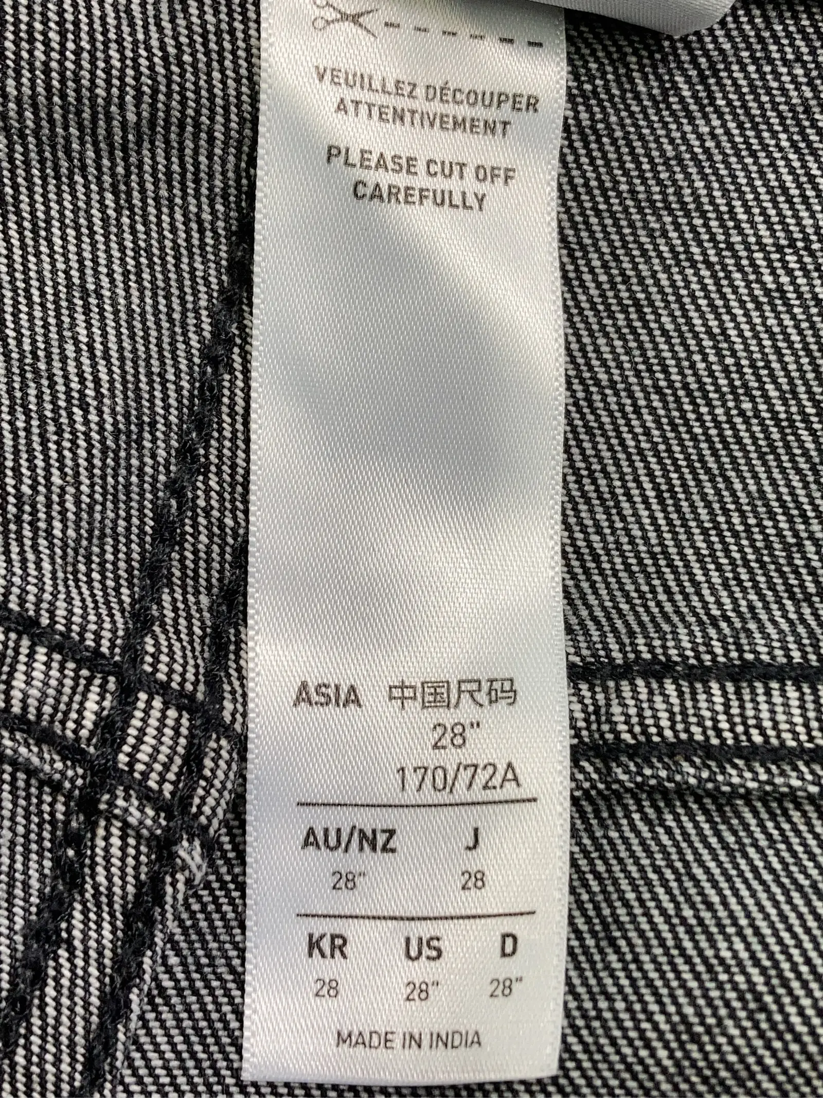https://r2-worker.digdig.jp/product/31e66ee6-7481-4e8b-b4e7-9b195a08557d/08279d98-01f4-4b83-838f-c9e67b575a04