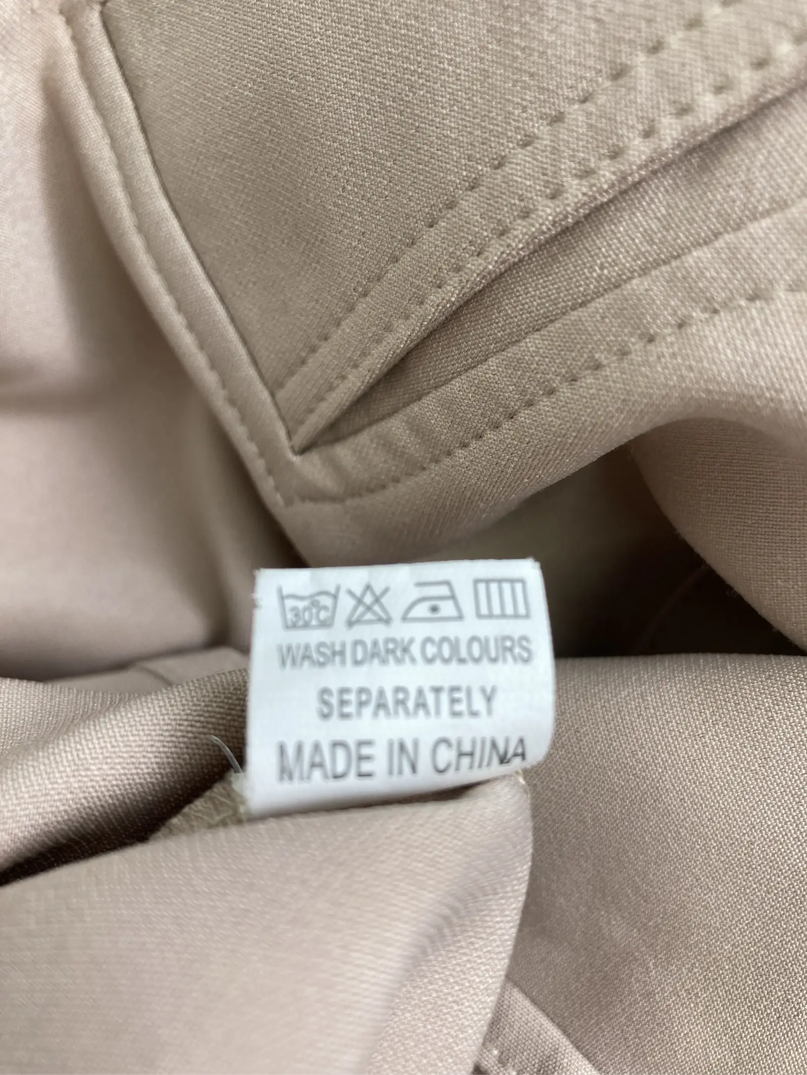 https://r2-worker.digdig.jp/product/32008d6e-1afc-4578-b91e-86402b7ee06e/2e07efcc-6457-4d84-ad04-523527876399