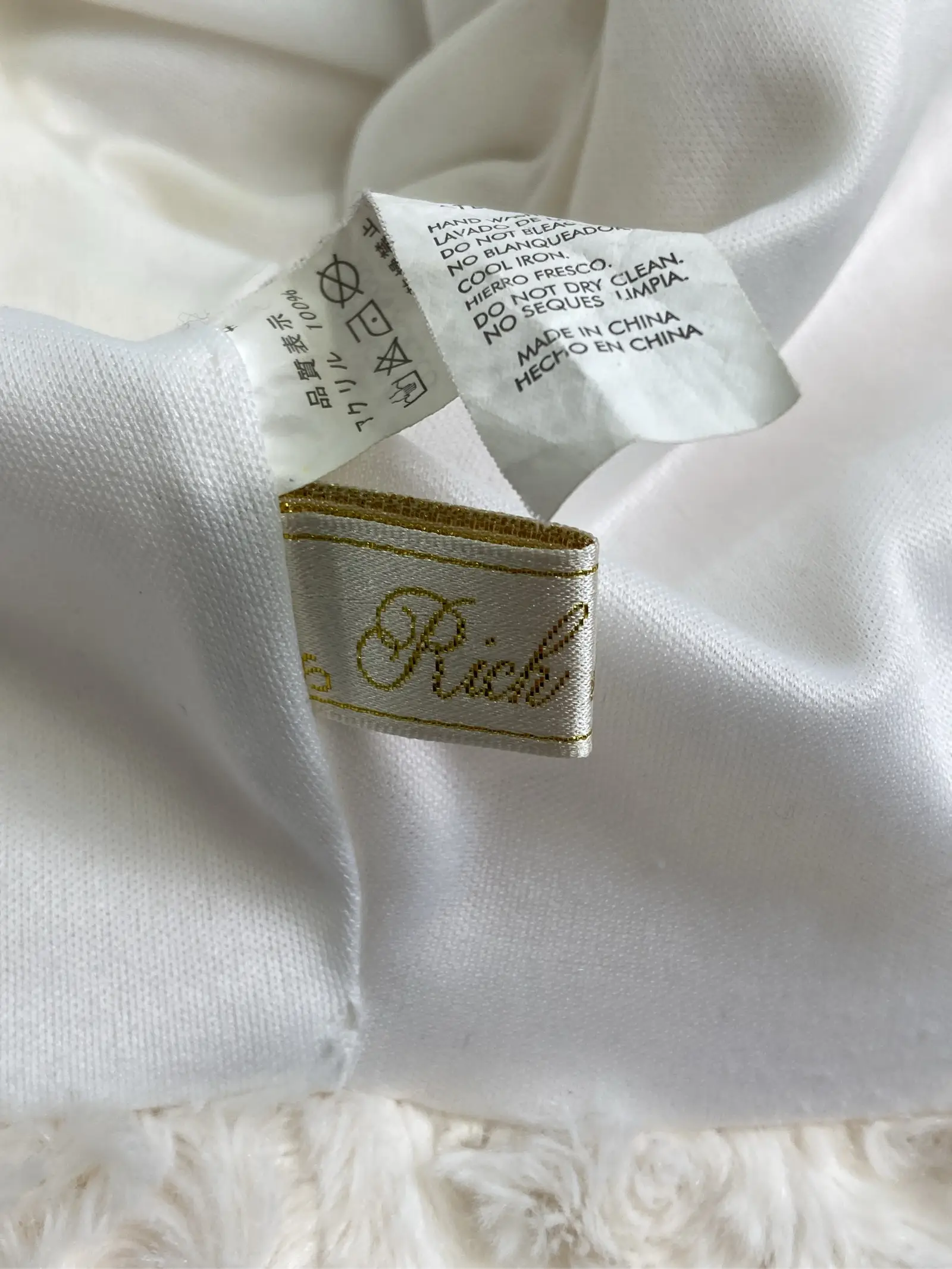 https://r2-worker.digdig.jp/product/3302bbb3-a97b-45a2-a91f-48fcaca78191/6433eba9-8179-4fd5-b8f1-d9d0b08eaaff
