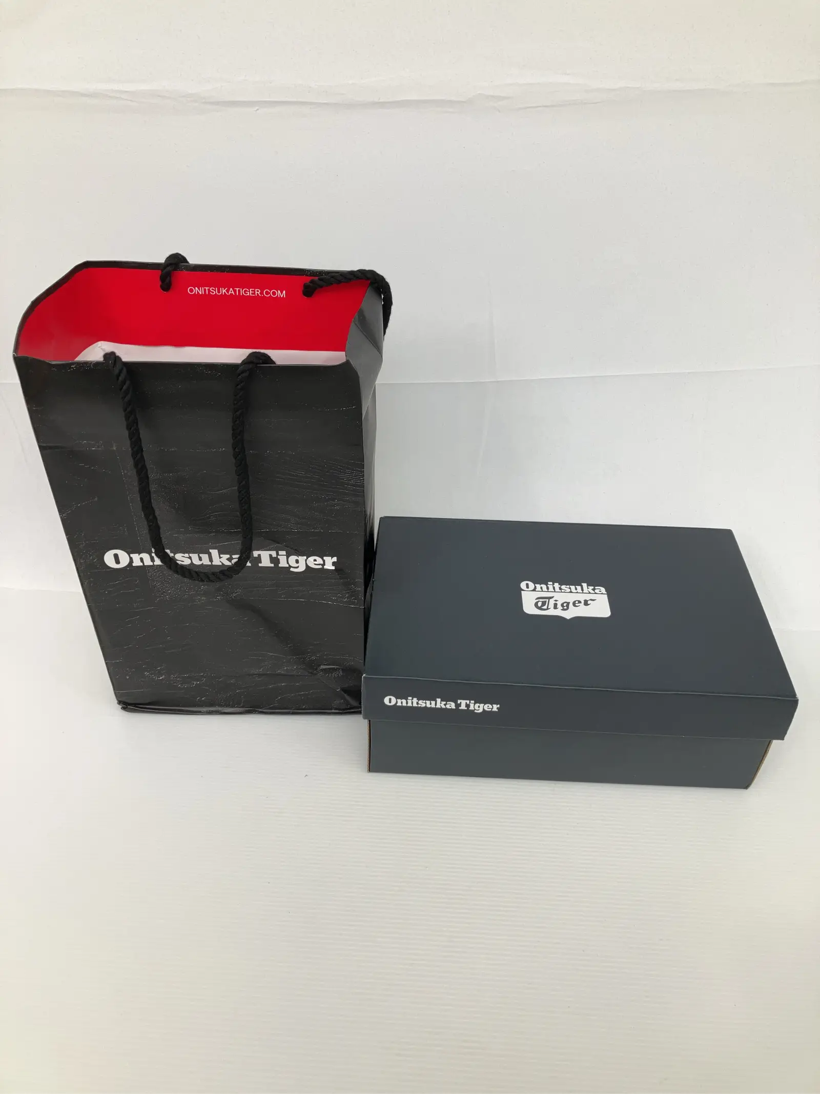 https://r2-worker.digdig.jp/product/338d7660-4ecd-4c46-b35b-9a5f26c5a0b6/7526e765-39c2-4a56-a993-eb0b688a9247
