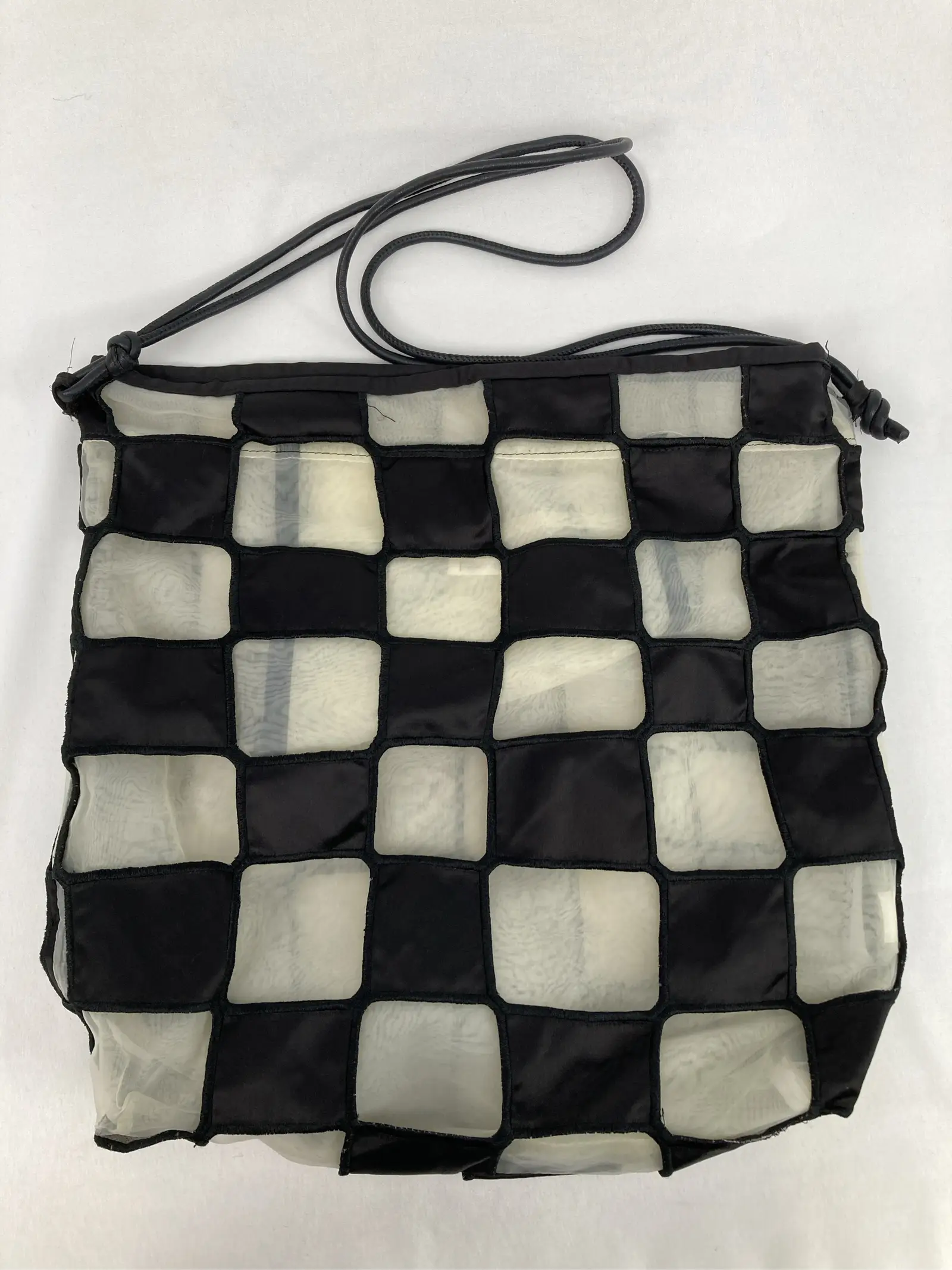 https://r2-worker.digdig.jp/product/33940229-4a2a-49a5-a315-42c0bd121279/047e3719-443d-4ec0-a167-863f6536b3fb