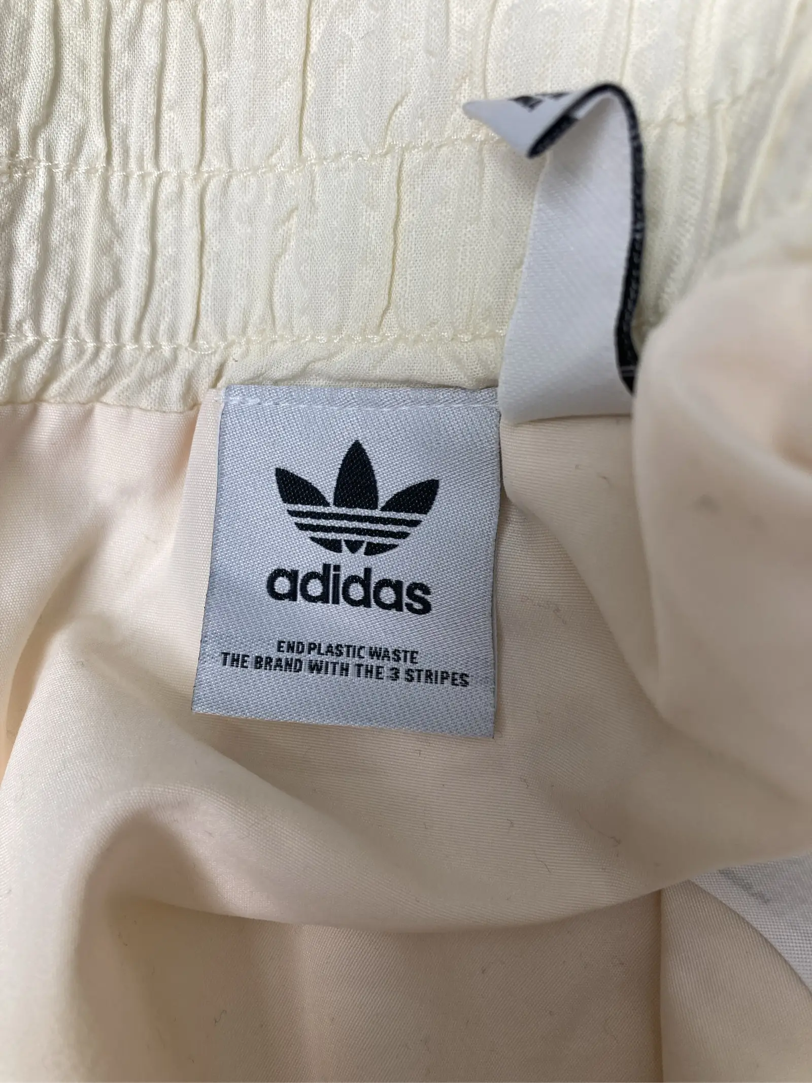 https://r2-worker.digdig.jp/product/33a86f80-3543-4821-9c0e-cb9249e46bc2/fe341d87-d0c2-4fca-af6e-b7a4219120f4