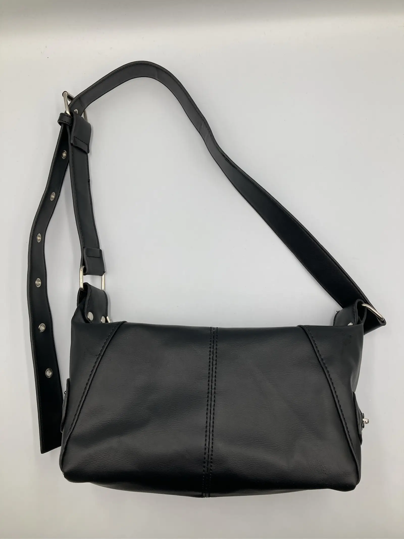 https://r2-worker.digdig.jp/product/33ca1a0f-da82-4d15-855f-a27b2ba5698d/b3731cc4-69b7-4f4c-8d54-afe4ae95ceff