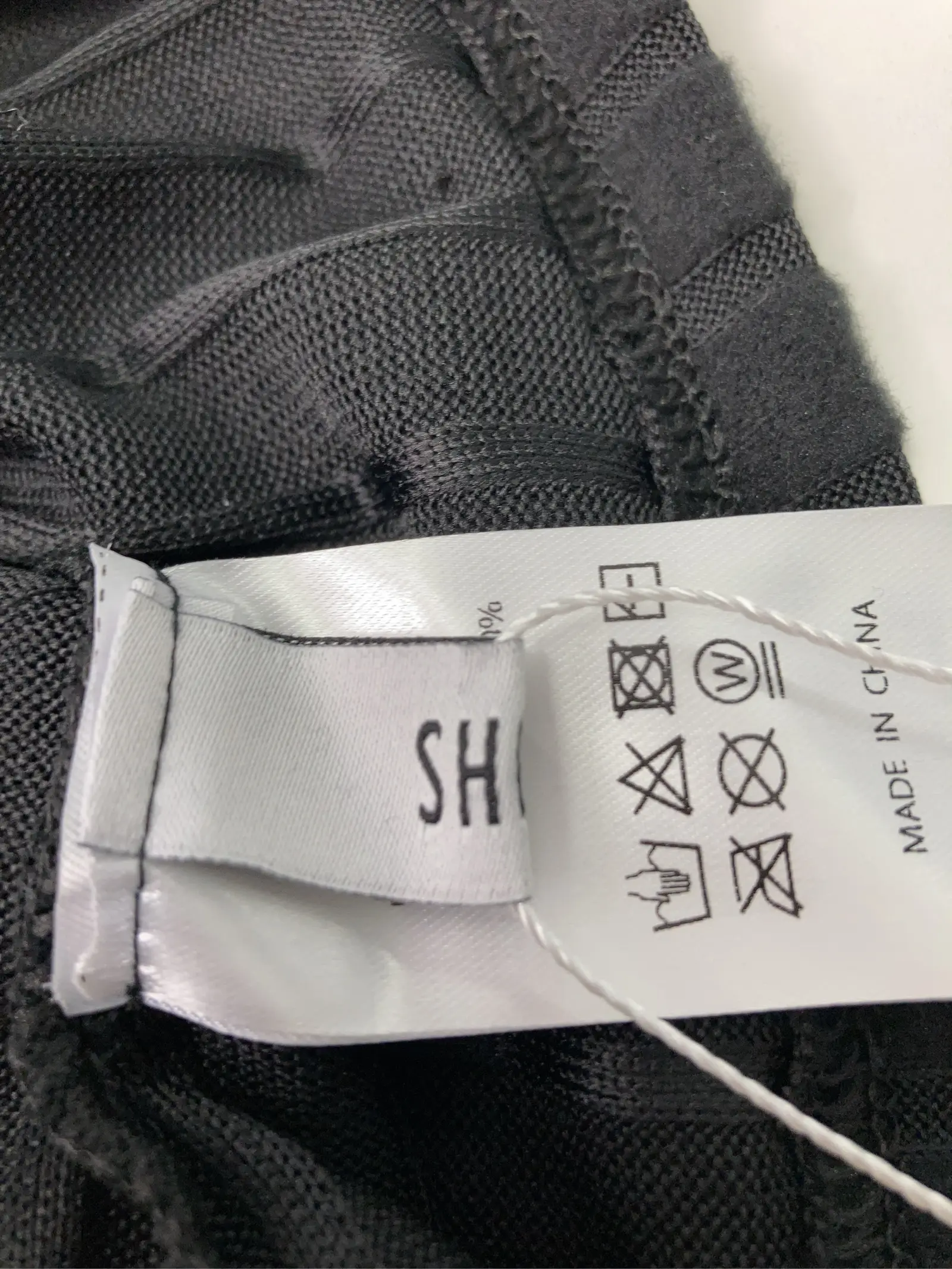 https://r2-worker.digdig.jp/product/3436693b-e9bc-4004-8e4b-5544968bbdf4/faff9cdd-fec1-402b-9d83-1cc22346fc5c