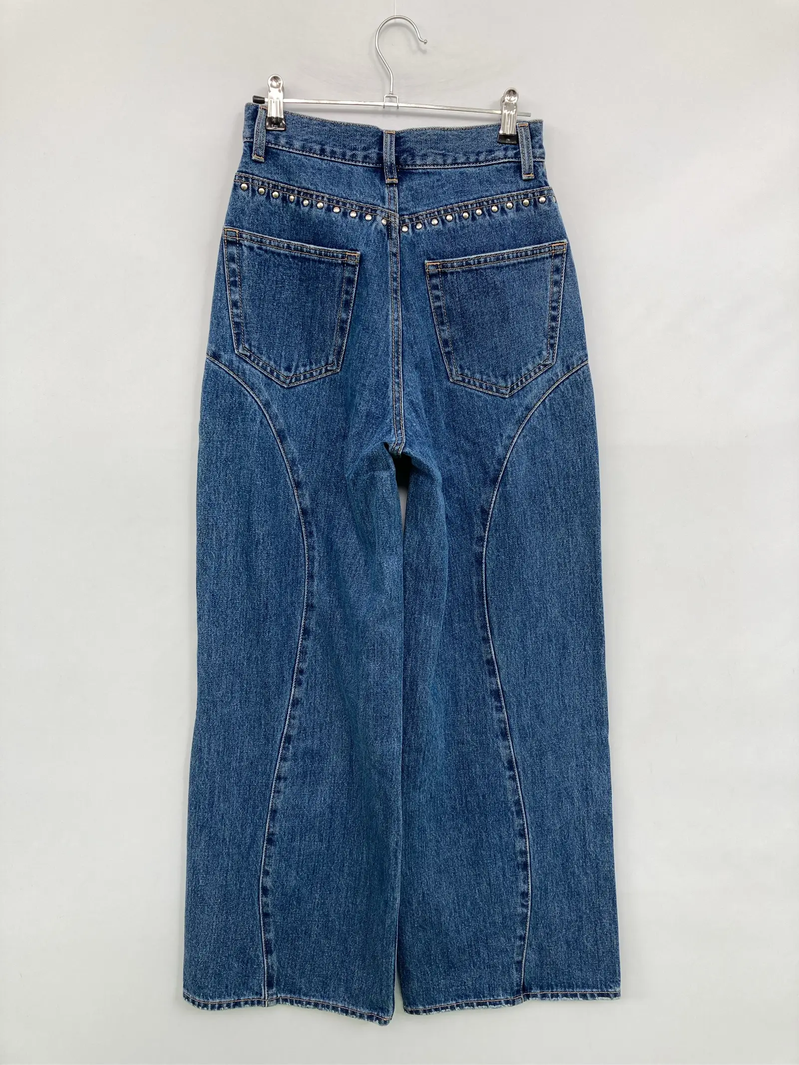 https://r2-worker.digdig.jp/product/34790ecf-805f-49e0-b914-c9b6ca368e3e/cb00cb50-ca68-4e2c-a461-24f0f88faa45