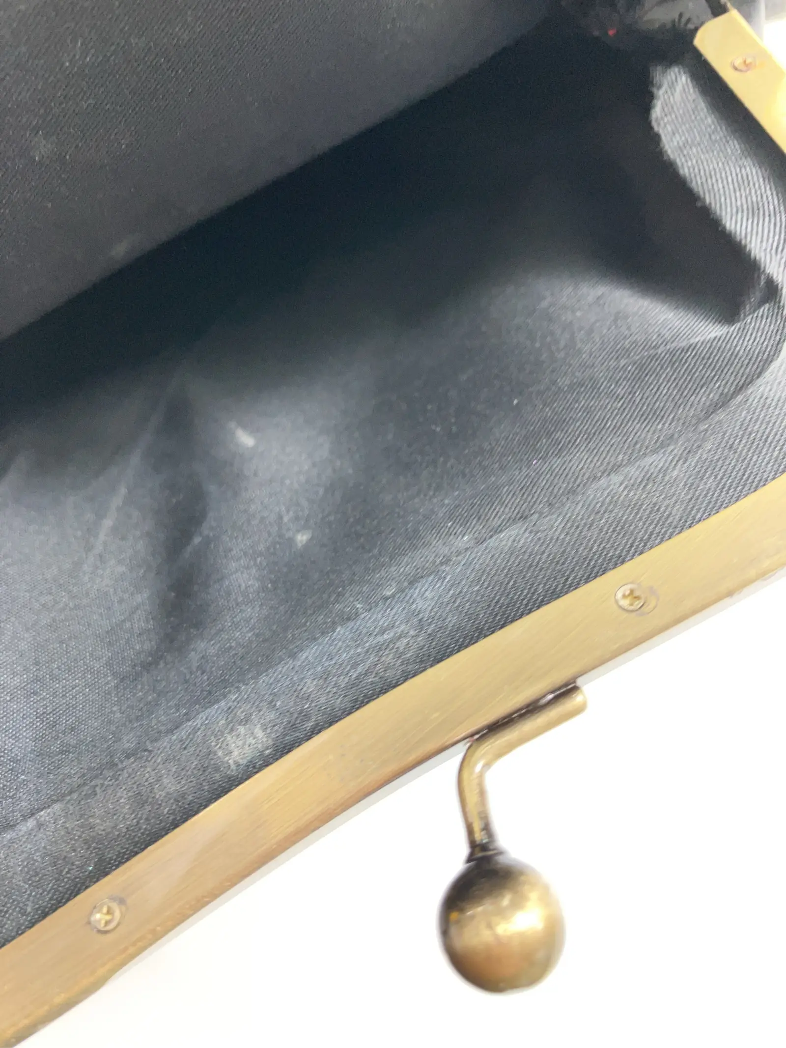 https://r2-worker.digdig.jp/product/34bdf273-ec8b-4a0a-98dd-8f76ebc142f7/12c2480f-2efc-4d2c-a23c-5f7dac111ff8