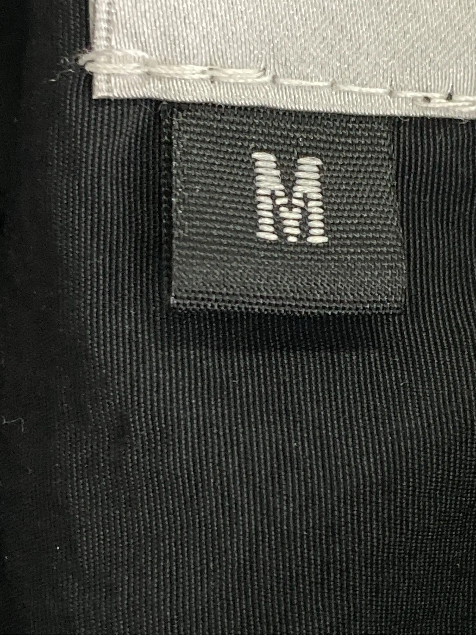 https://r2-worker.digdig.jp/product/34da3513-5a9e-4d94-97ab-005c744baf28/581a5fea-8a5b-452f-9892-ae518123ffab