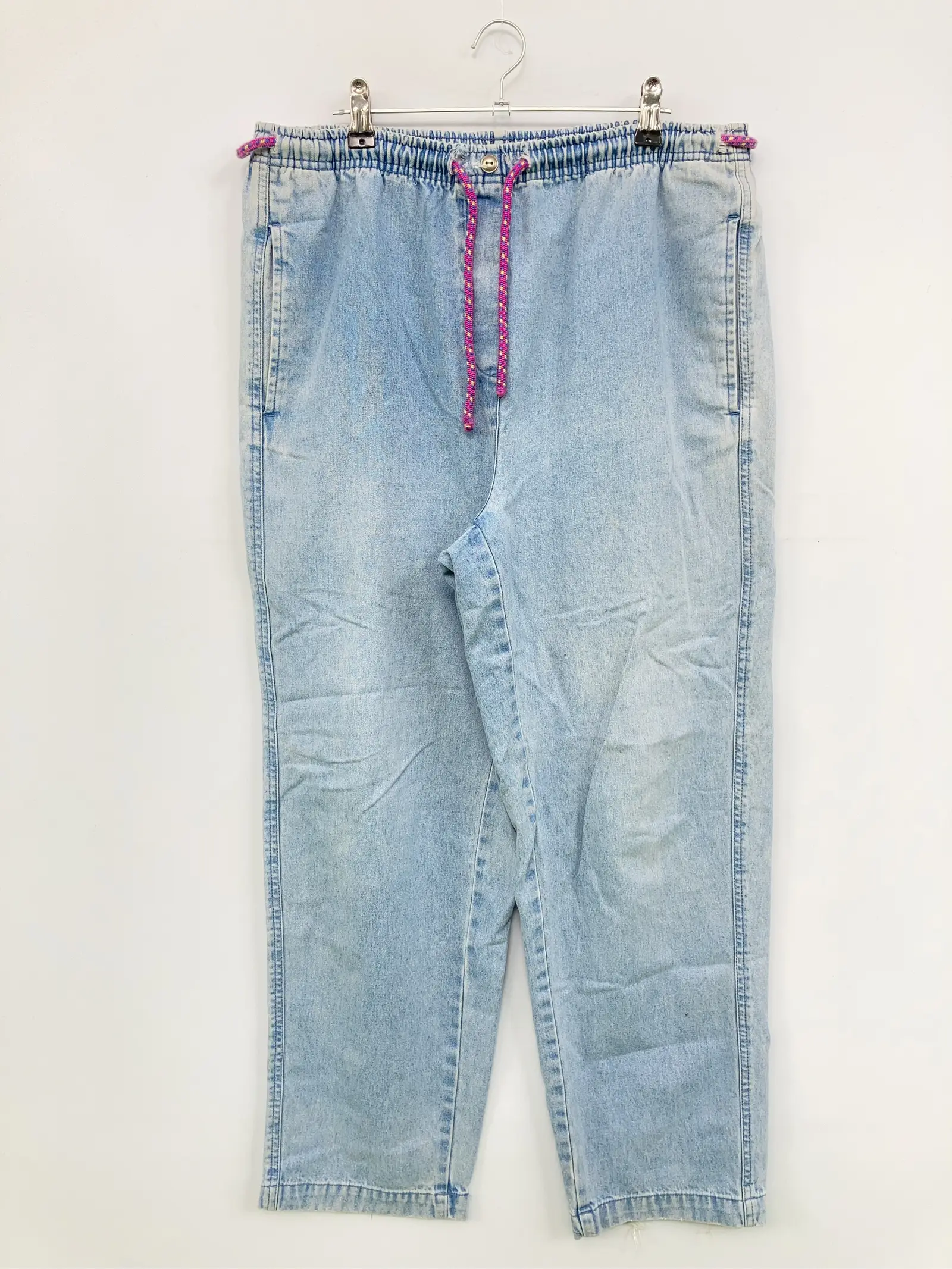 https://r2-worker.digdig.jp/product/34e95eea-48e3-466b-baff-876f85d042d0/07d491fd-f9f6-46eb-9466-eb0387f31939