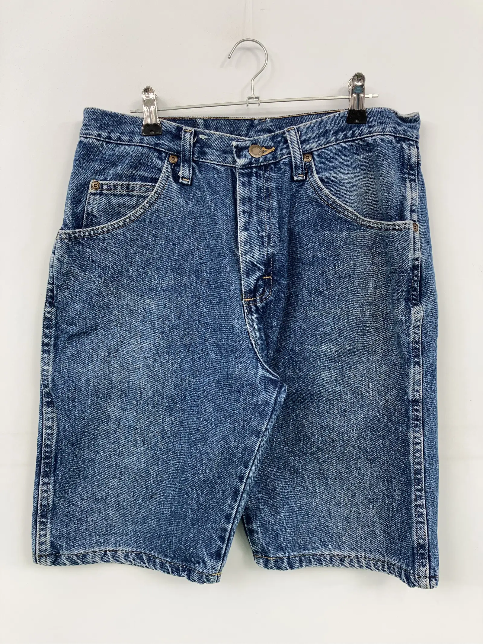 https://r2-worker.digdig.jp/product/34fa04fa-3c9f-4072-a882-da599d68975f/3de0a9e9-de0a-4983-b14c-c617801ec94f
