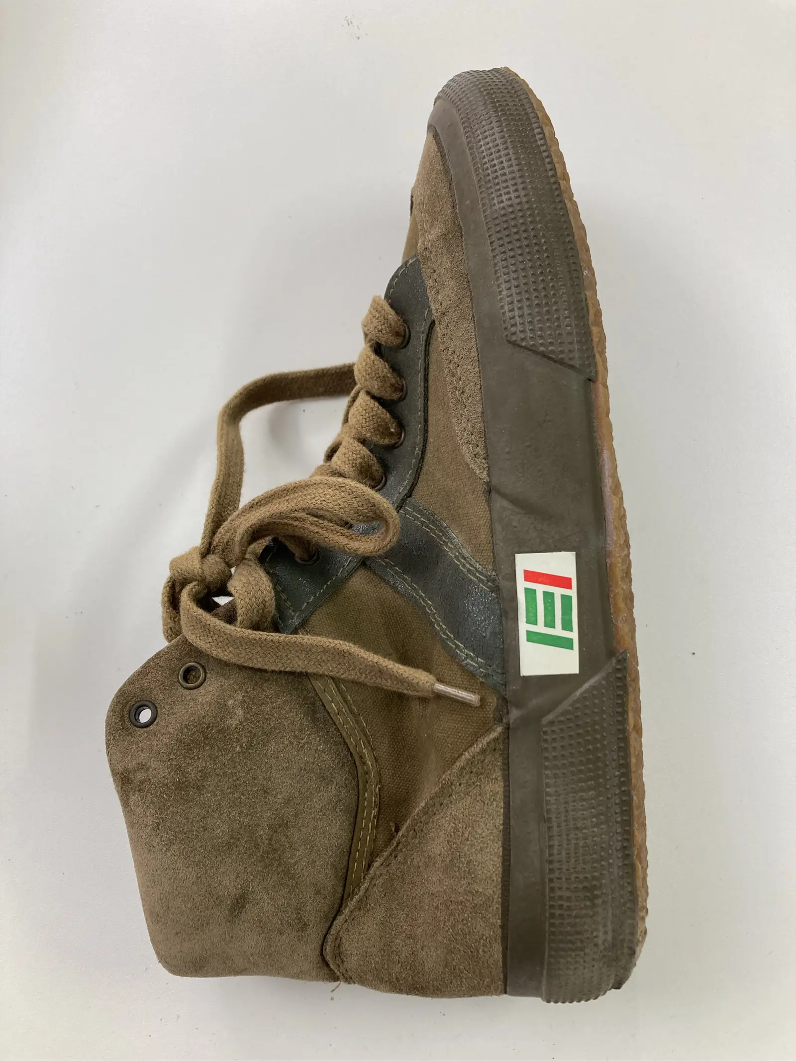 https://r2-worker.digdig.jp/product/357d1801-50f8-43c5-be9c-8154391c71aa/65313e82-1e0c-4200-86b4-e36ede88b133