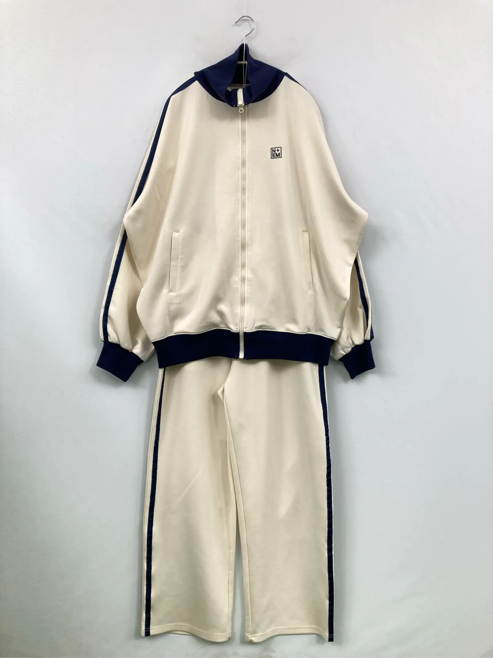 https://r2-worker.digdig.jp/product/35c46706-2004-4691-852c-f11eec4e8dcd/45a35941-ed96-4e7e-9411-83d08d6f14e4