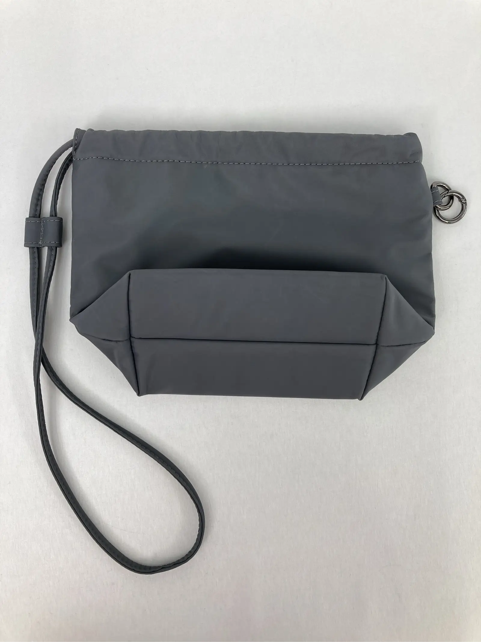https://r2-worker.digdig.jp/product/36908067-b338-44e1-a2ff-0626b76b765f/b24ec90e-3288-4ae9-a127-986b7d0f47d6