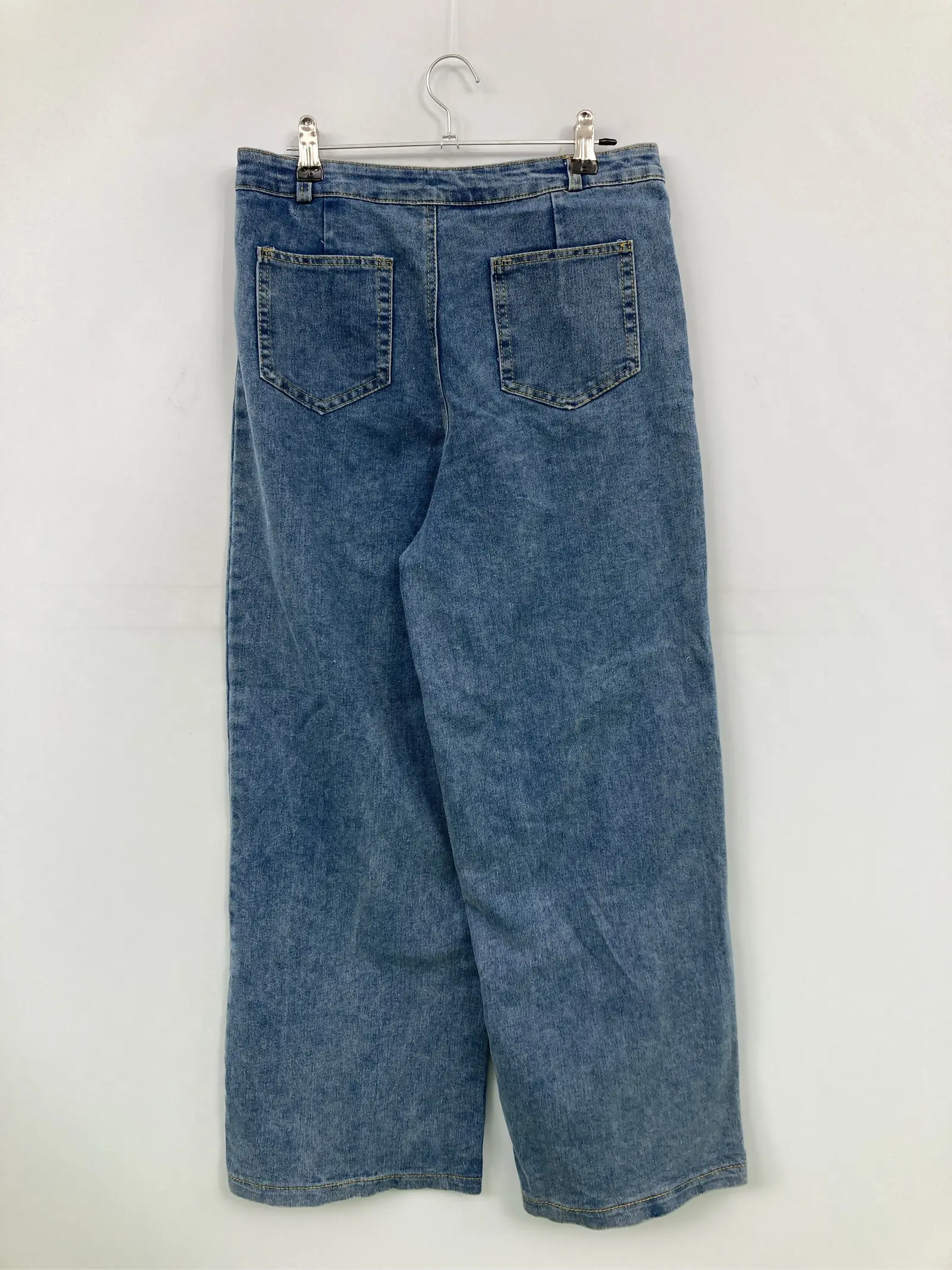https://r2-worker.digdig.jp/product/38cbd817-a986-4cac-a6b6-e2f3a93dba6c/5a5b3a52-6aa0-4076-a6c9-ed7aecf7c4ce