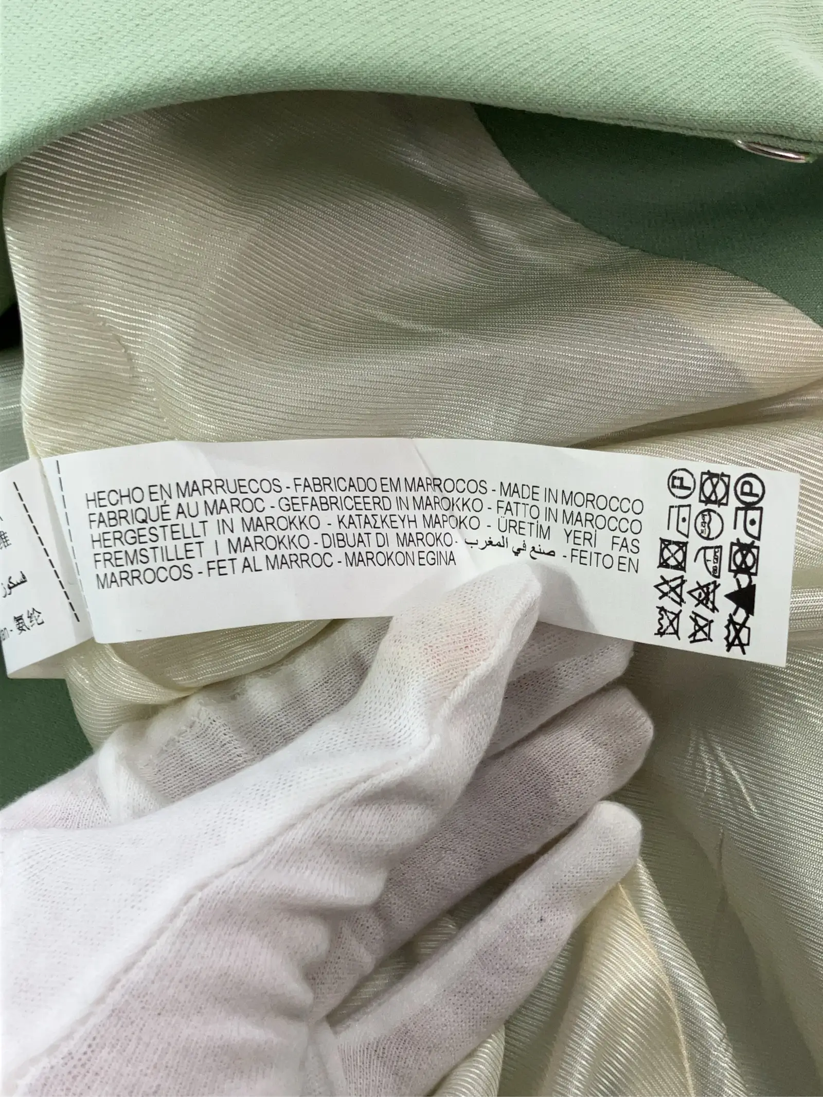 https://r2-worker.digdig.jp/product/38df2ff0-bf06-4506-a466-aa362f1b80c4/bff8eba2-a43b-4cde-9f1f-bd197623222d