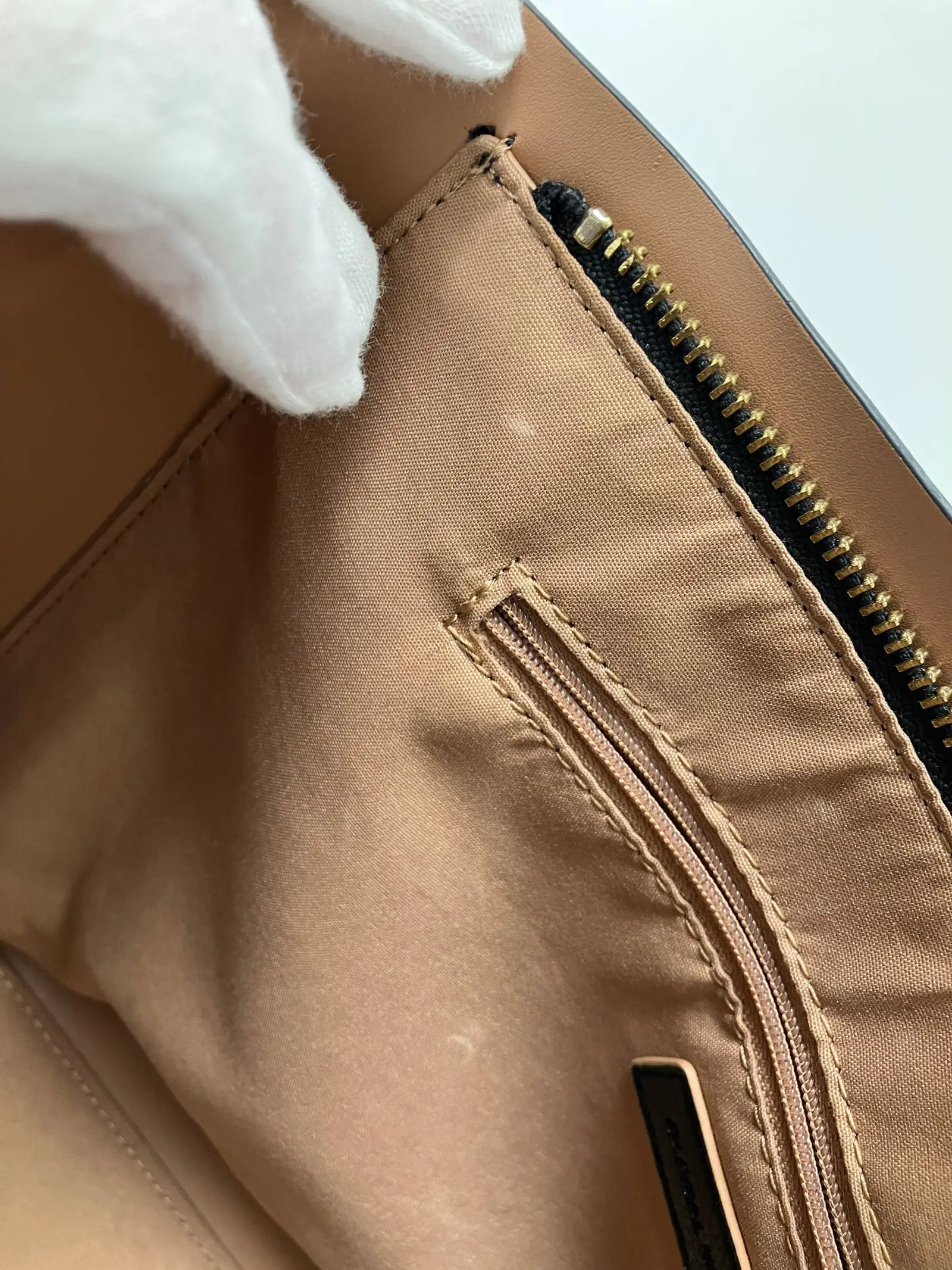 https://r2-worker.digdig.jp/product/3933932f-5745-4866-bc5e-7f4ded60c2cb/aaaf24d6-7131-442f-ac4b-dde15979714c