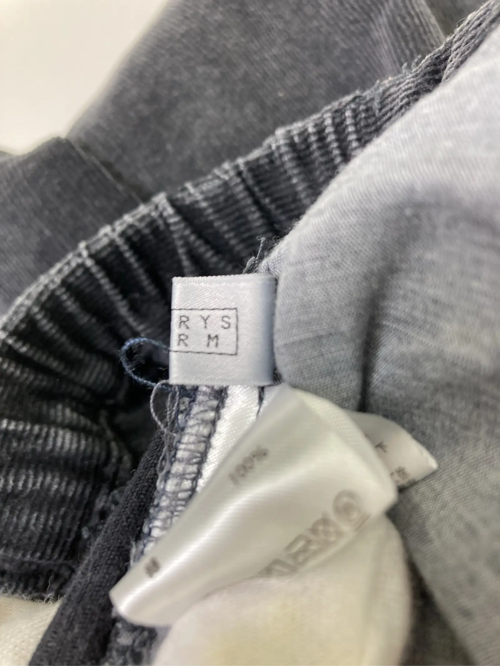 https://r2-worker.digdig.jp/product/3a0fffe8-7a83-4628-99cd-a4bad8ff3b94/8955d5d6-19e8-4a8d-a950-477c6e7caf54