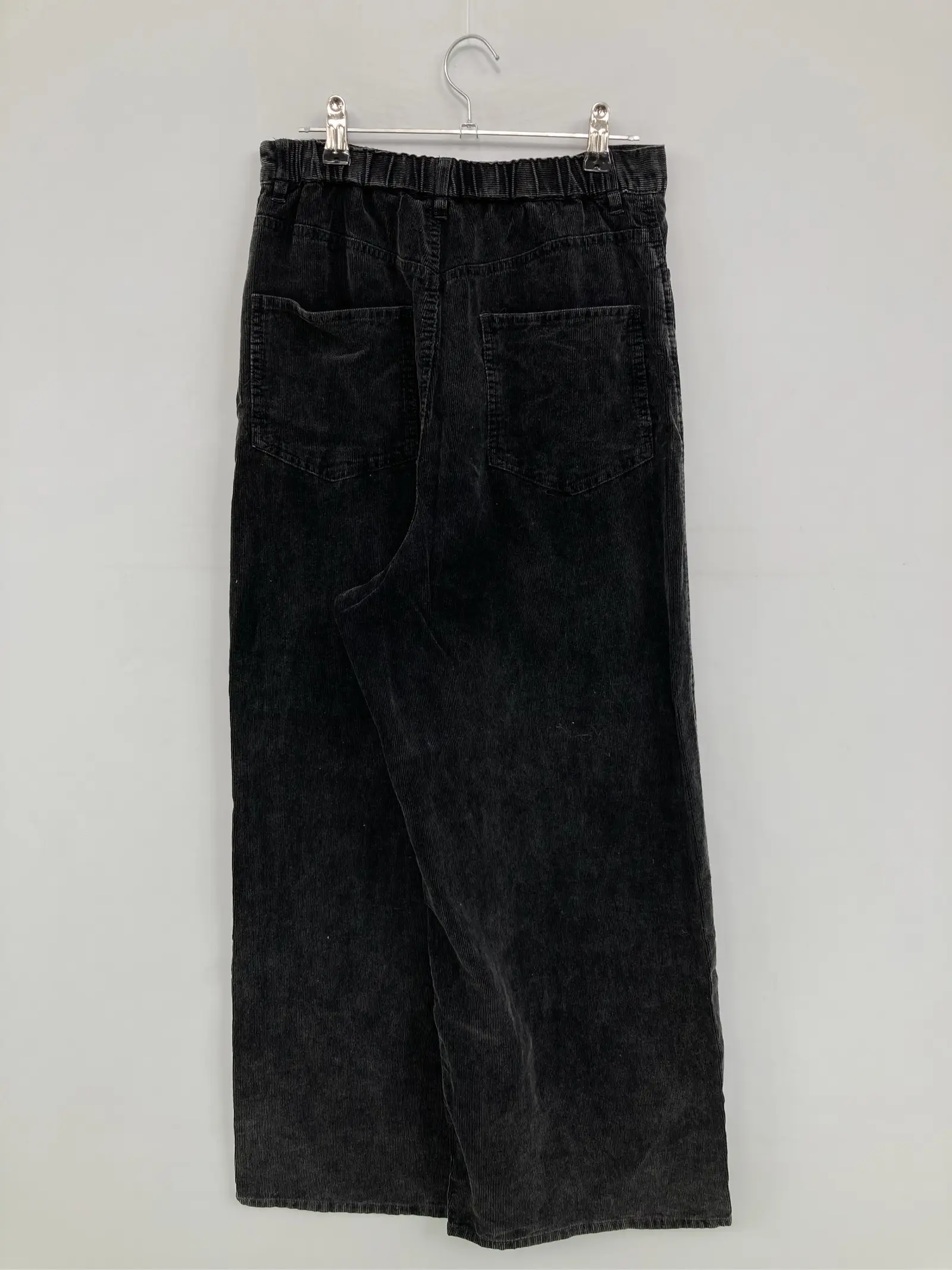 https://r2-worker.digdig.jp/product/3a0fffe8-7a83-4628-99cd-a4bad8ff3b94/8ffe3d15-53b7-4272-a26d-3a873b853cfd