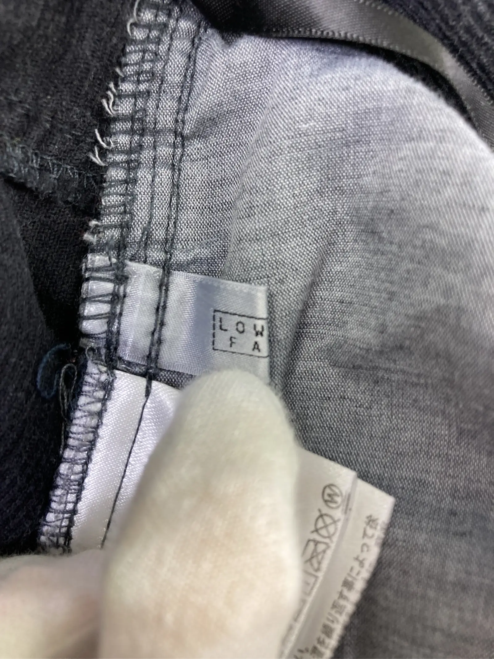 https://r2-worker.digdig.jp/product/3a0fffe8-7a83-4628-99cd-a4bad8ff3b94/ed54e9c1-8897-4b61-964b-6f9dab74523f