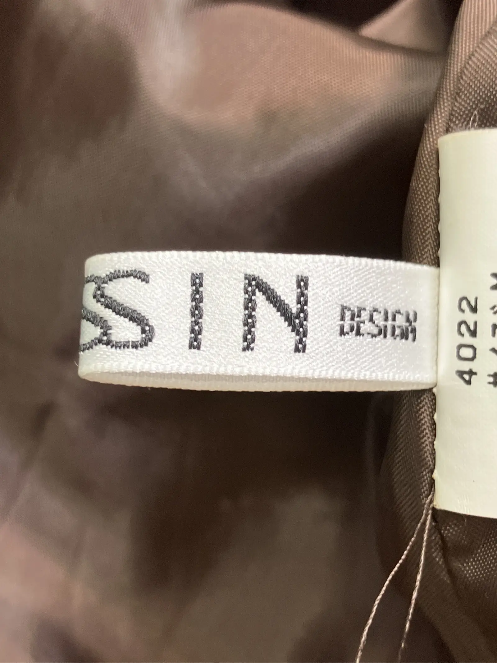 https://r2-worker.digdig.jp/product/3a71442a-5610-4c03-8ce9-dbc029b72983/46395e2f-aab9-4ad9-a564-ef8da0491d14