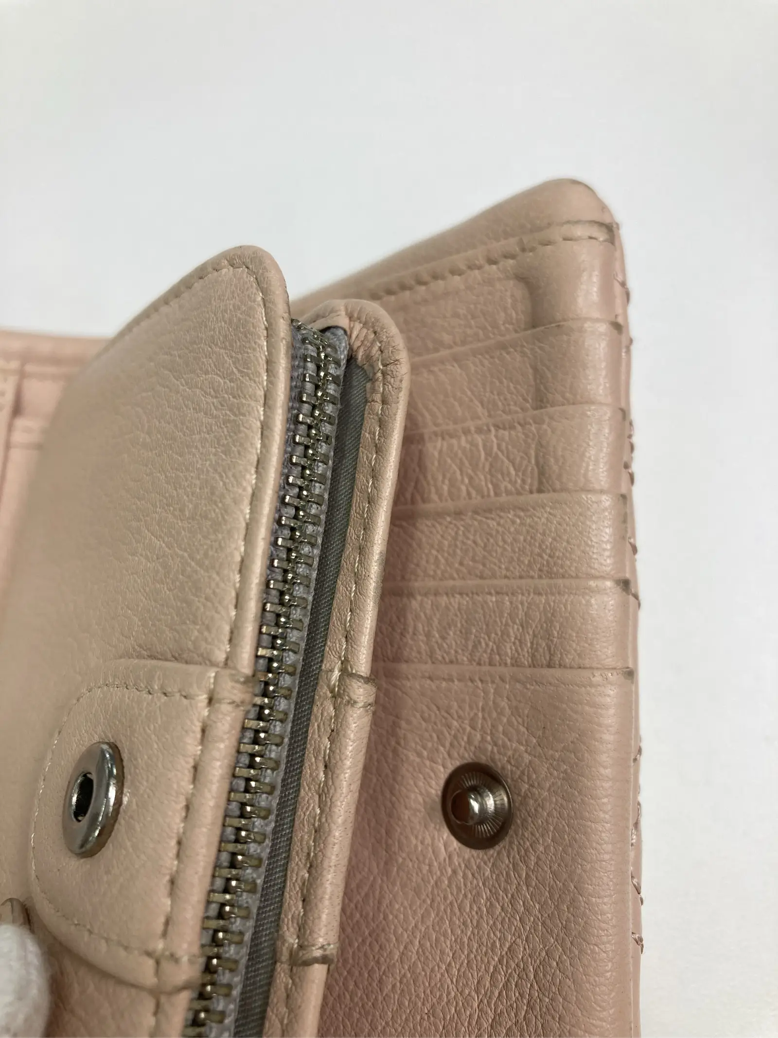 https://r2-worker.digdig.jp/product/3aae475c-231a-4e15-a3d4-a048cc14a930/efeb9742-d2ef-4db2-8b42-633a55c92ea5