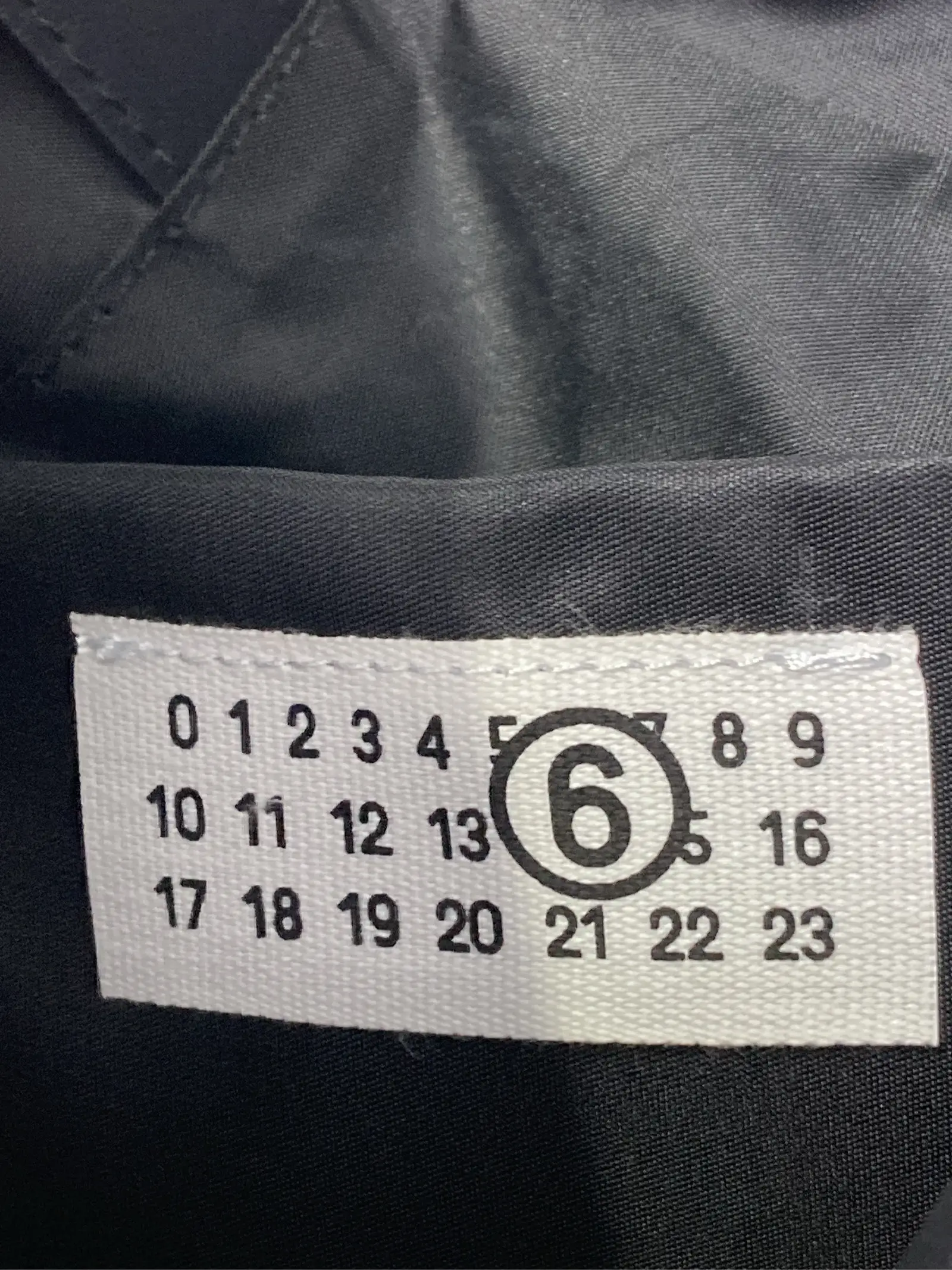 https://r2-worker.digdig.jp/product/3ad5a9db-36c5-43e5-be8b-1b7342d0e1dd/1402f77a-dc0a-4933-83b4-a5f6d9a21852