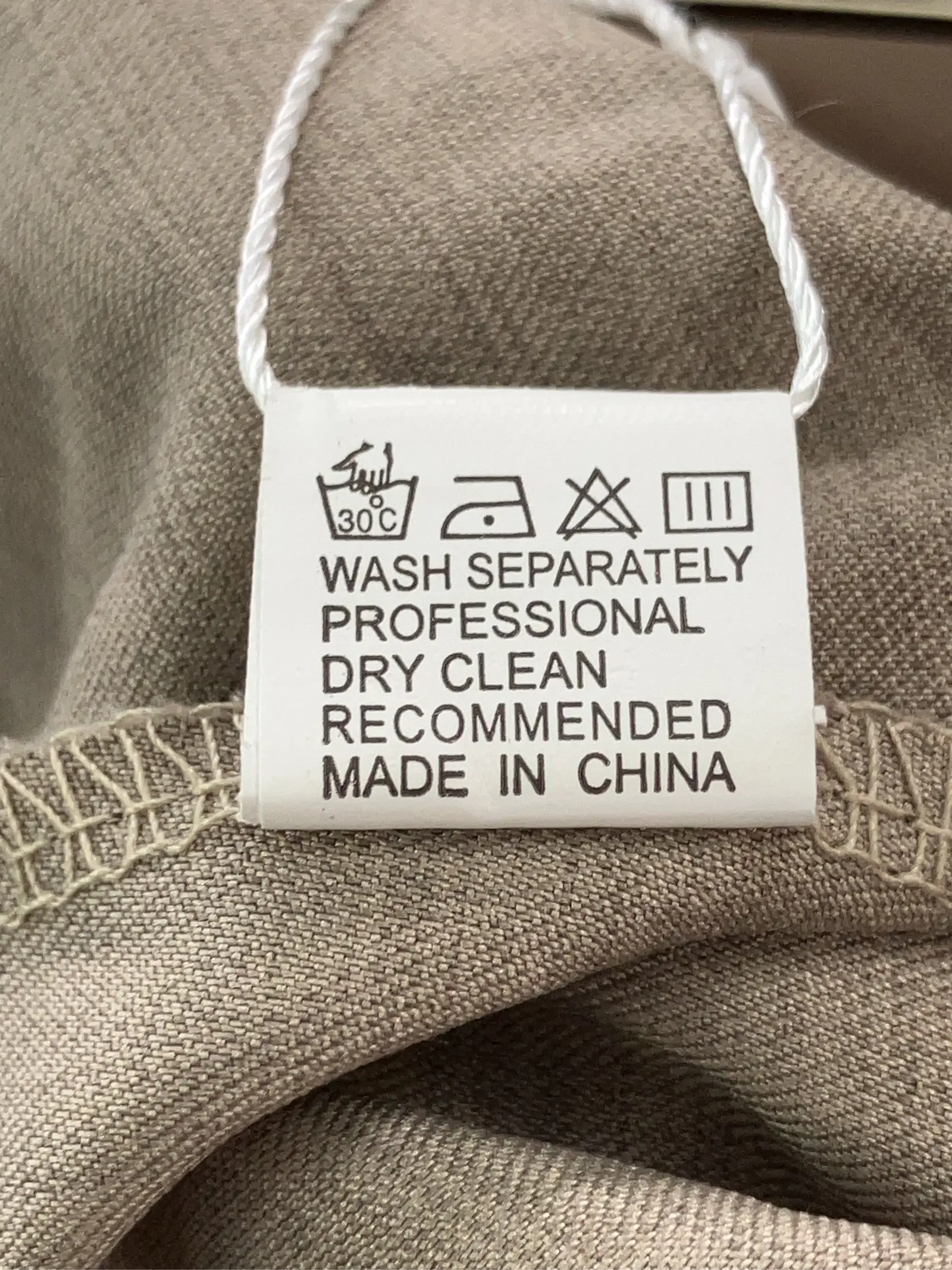 https://r2-worker.digdig.jp/product/3b4456e6-c96a-498a-839e-e308af60ca9b/df8e4c44-554f-4c8b-80d3-7641ab49fd68