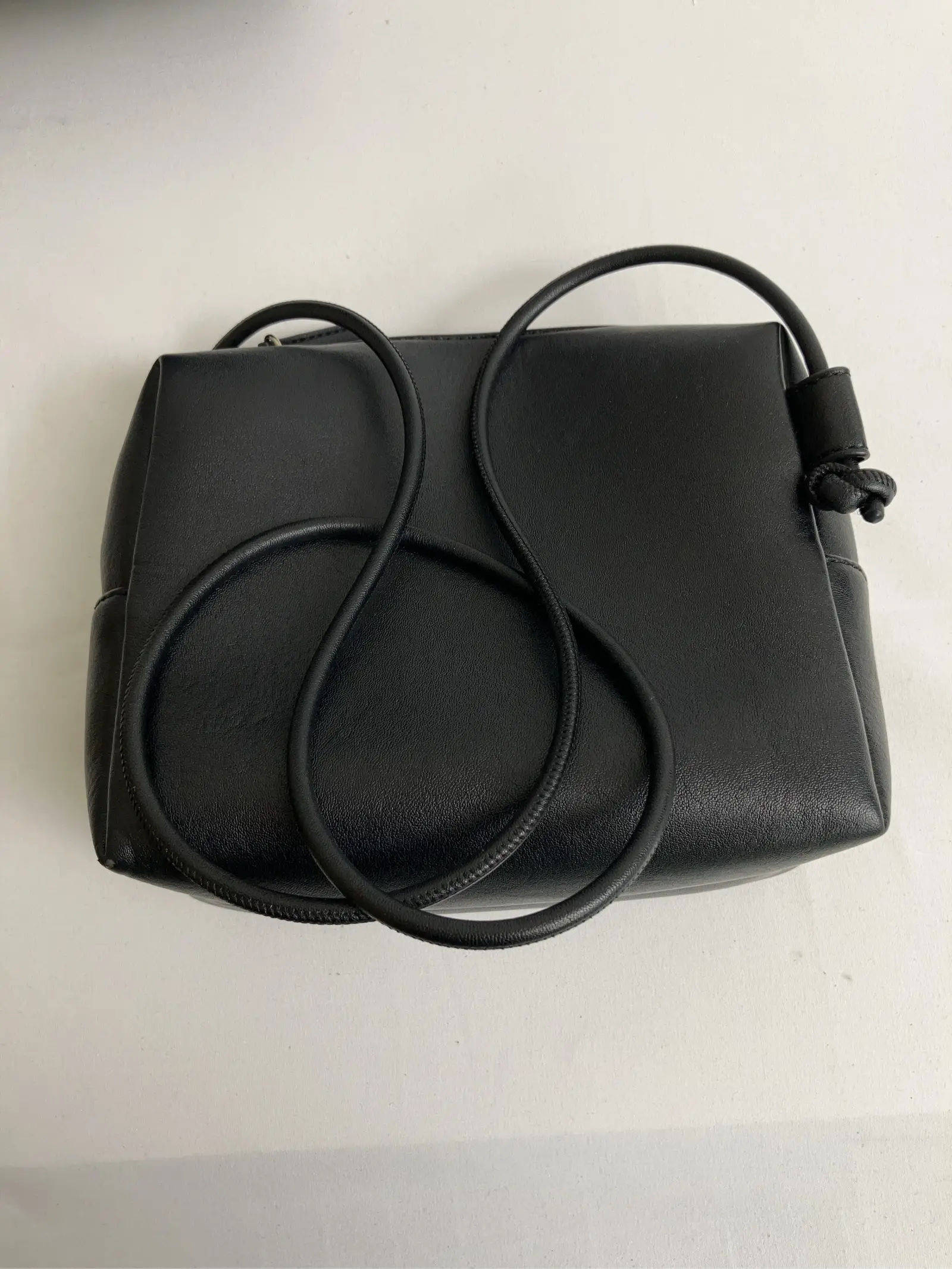 https://r2-worker.digdig.jp/product/3bee026f-70f9-4bc7-b939-240294ae27a1/d1749f60-85a0-48d4-a96f-97d224fc35ab